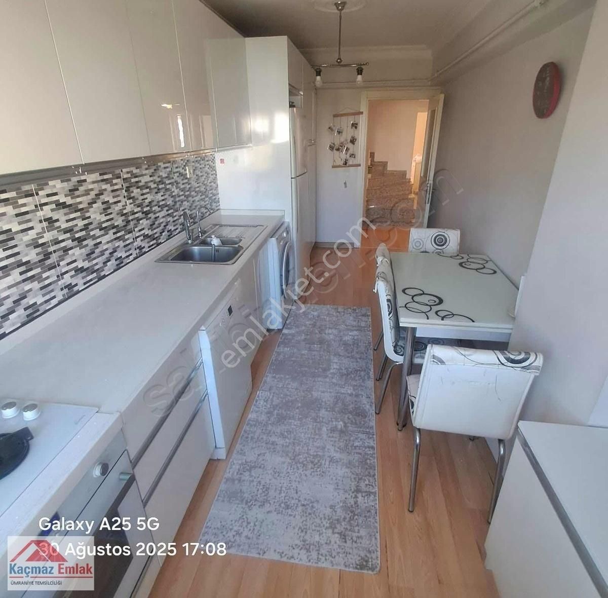 Ümraniye Site Mahallesinde Acil Satılık 4+2 Dubleks Daire - Görsel 6