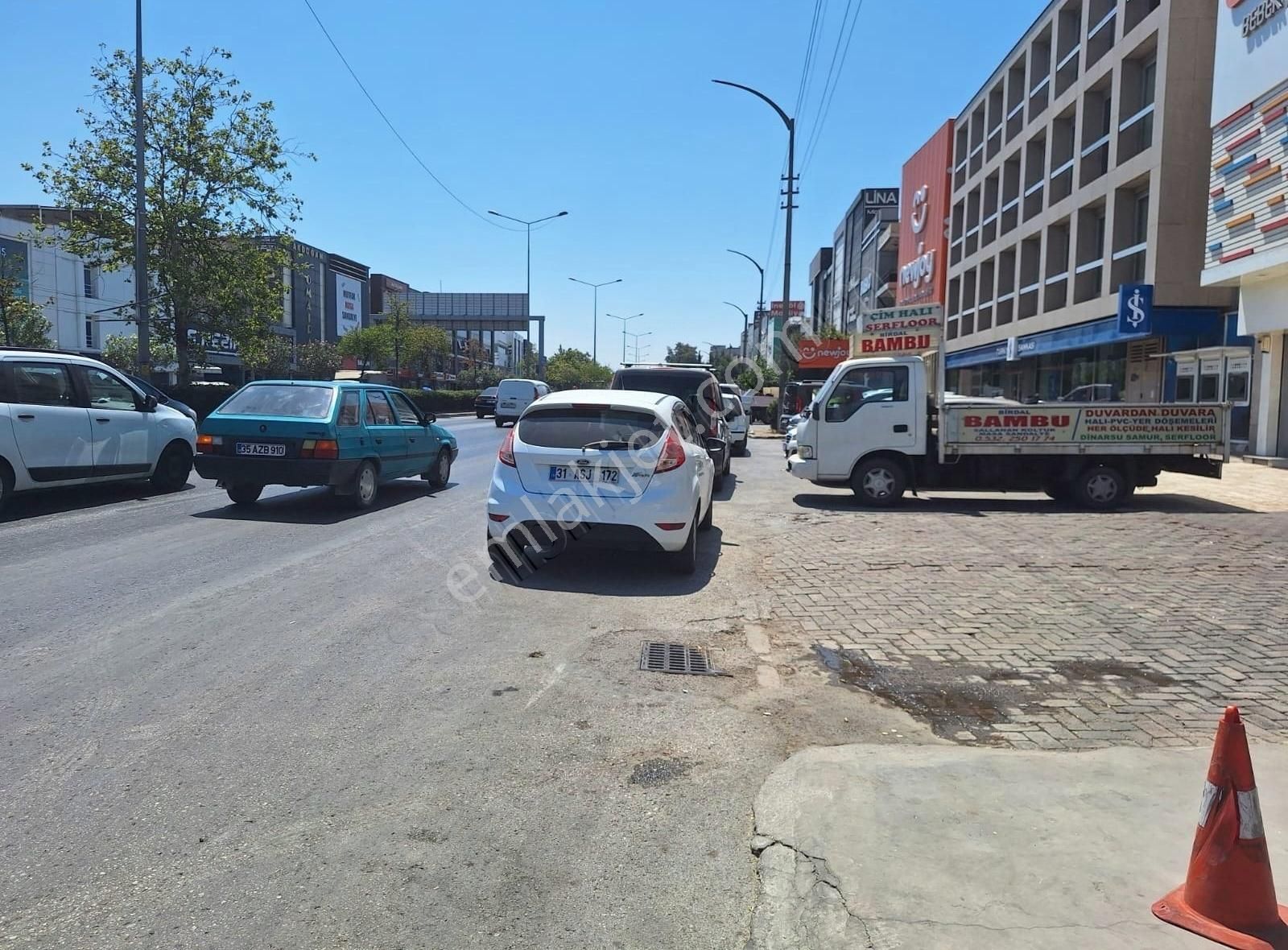 Çalışkan_dan Karabağlar Yunus Emre Mah. 2 Katlı Kiralık Dükkan. - Görsel 6