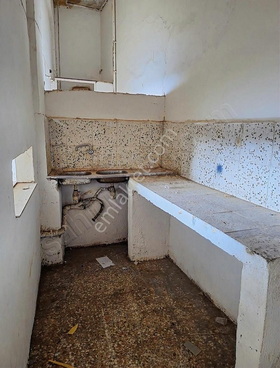 Çalışkan_dan Karabağlar Yunus Emre Mah. 2 Katlı Kiralık Dükkan. - Görsel 8
