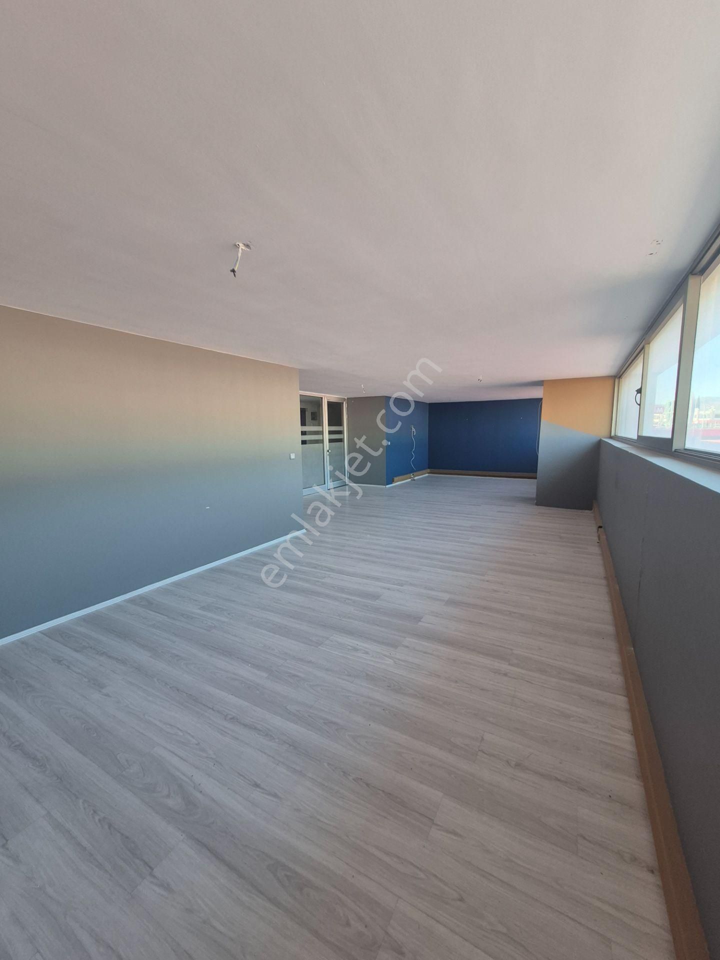 Bodrum Ortakent'te Merkezi Konumda Kiralık Ofis - Görsel 8