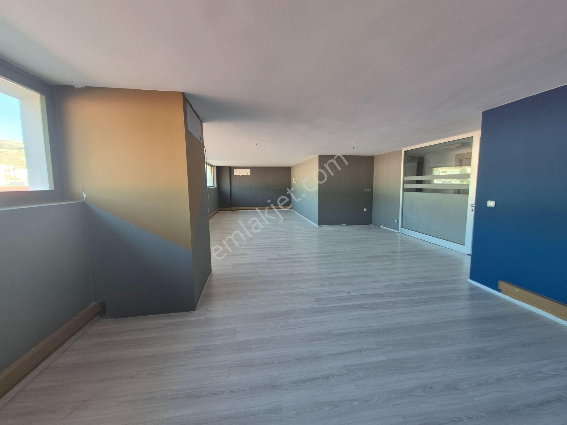 Bodrum Ortakent'te Merkezi Konumda Kiralık Ofis - Görsel 5