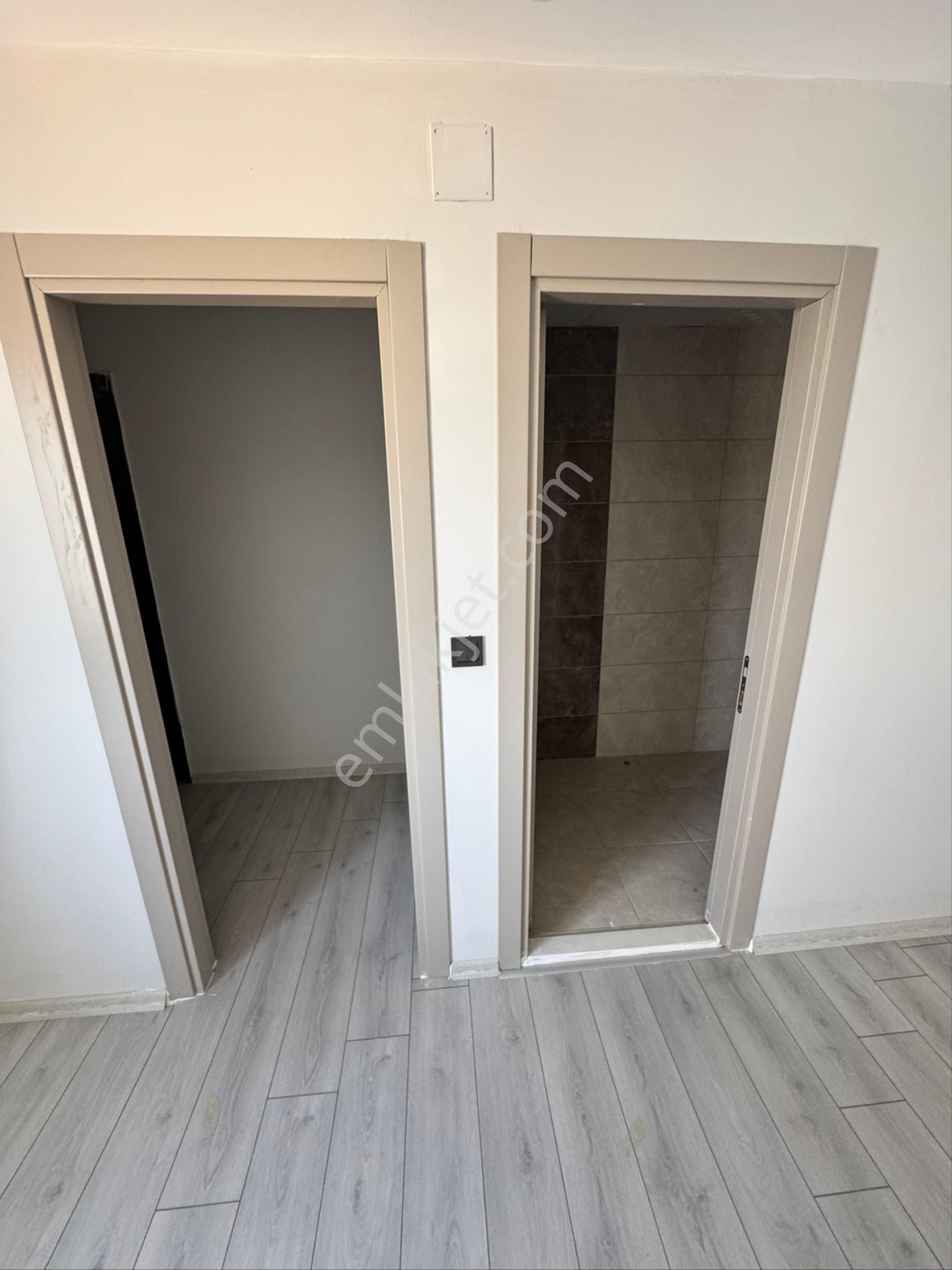 Ugur Kaya Gayrimenkuldan Sarıcam Belediyenin Yaninda Cadde Ustu 3+1 K Mutfak Dairelerimiz Satliktir - Görsel 16