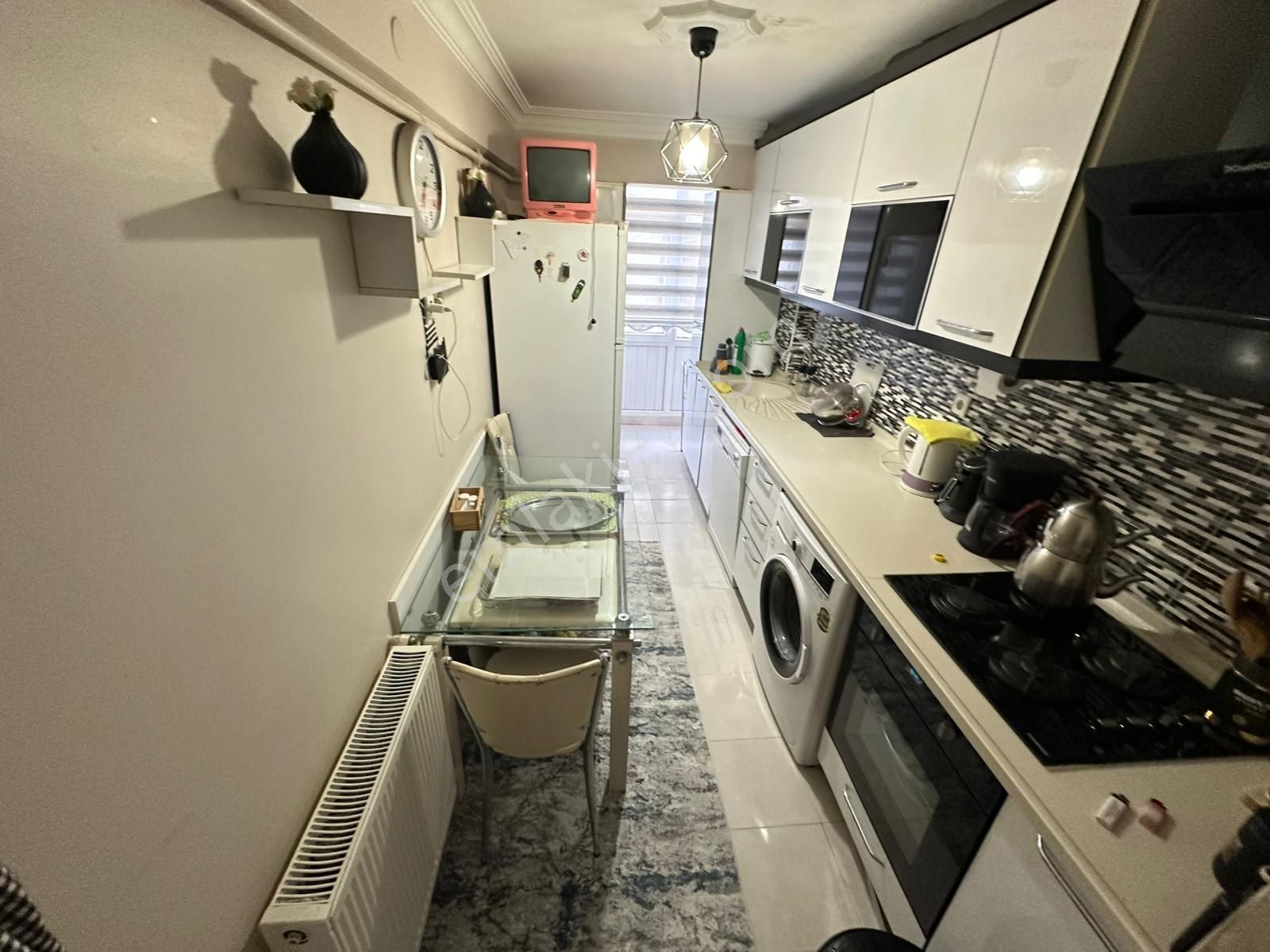 Vatan'dan Şenlikte Kat Konumunda Full Yapılı 3+1 Bedava Fiyata Daire Kaçmaz