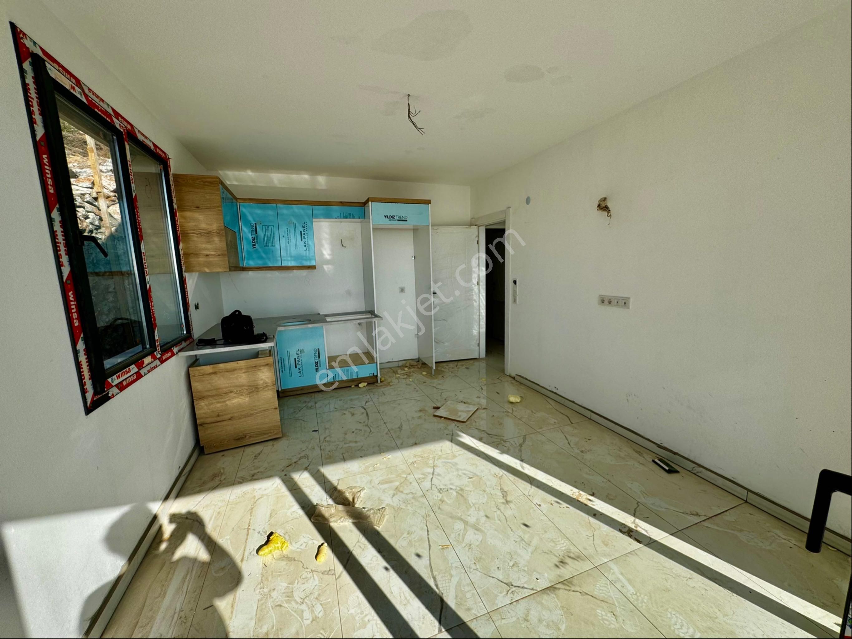 Akbükte Sıfır Deniz Manzaralı Havuzlu Nezih Site İçinde 2+1 Dairemiz Satışta - Görsel 21