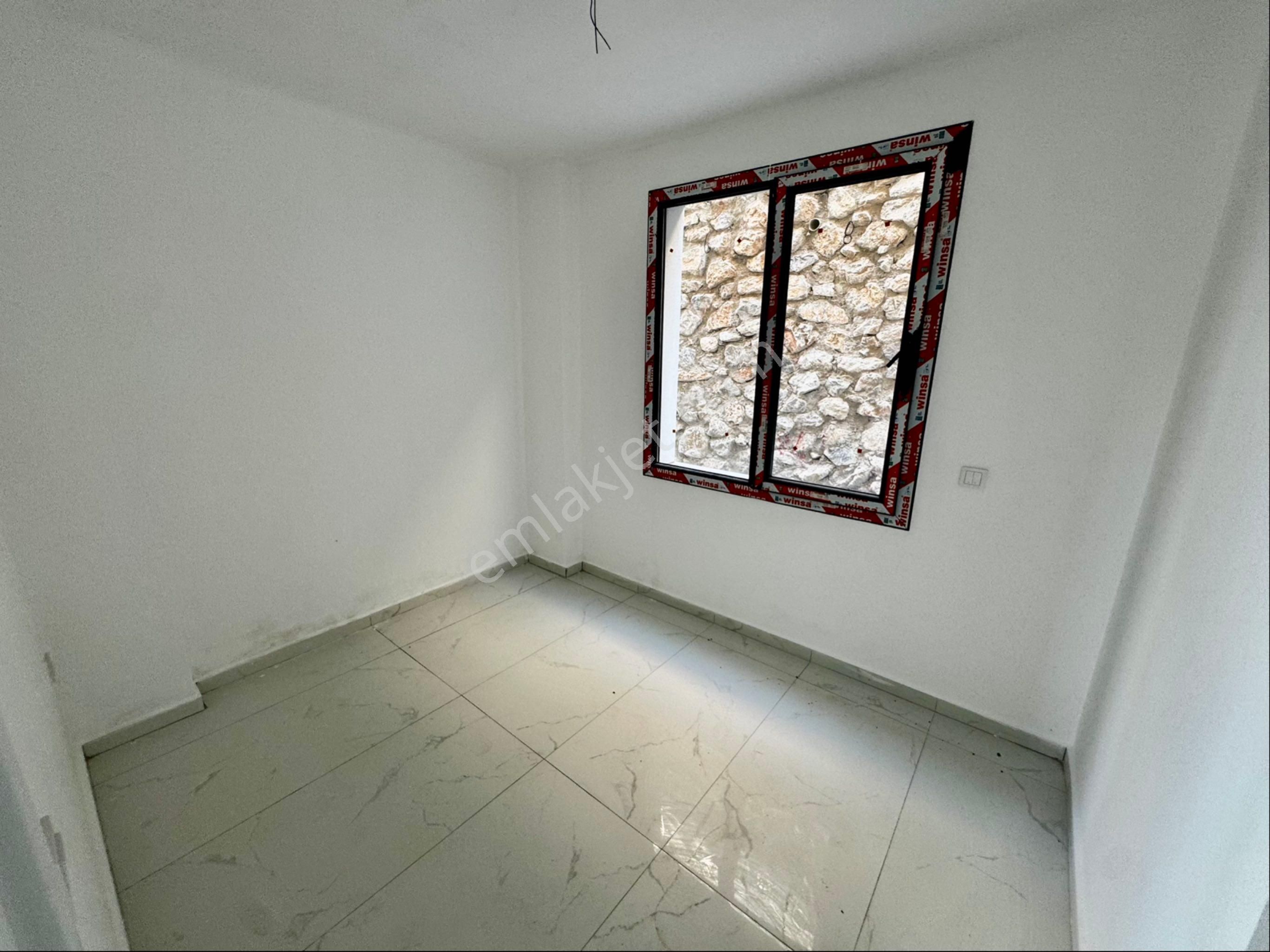 Akbükte Sıfır Deniz Manzaralı Havuzlu Nezih Site İçinde 2+1 Dairemiz Satışta - Görsel 7