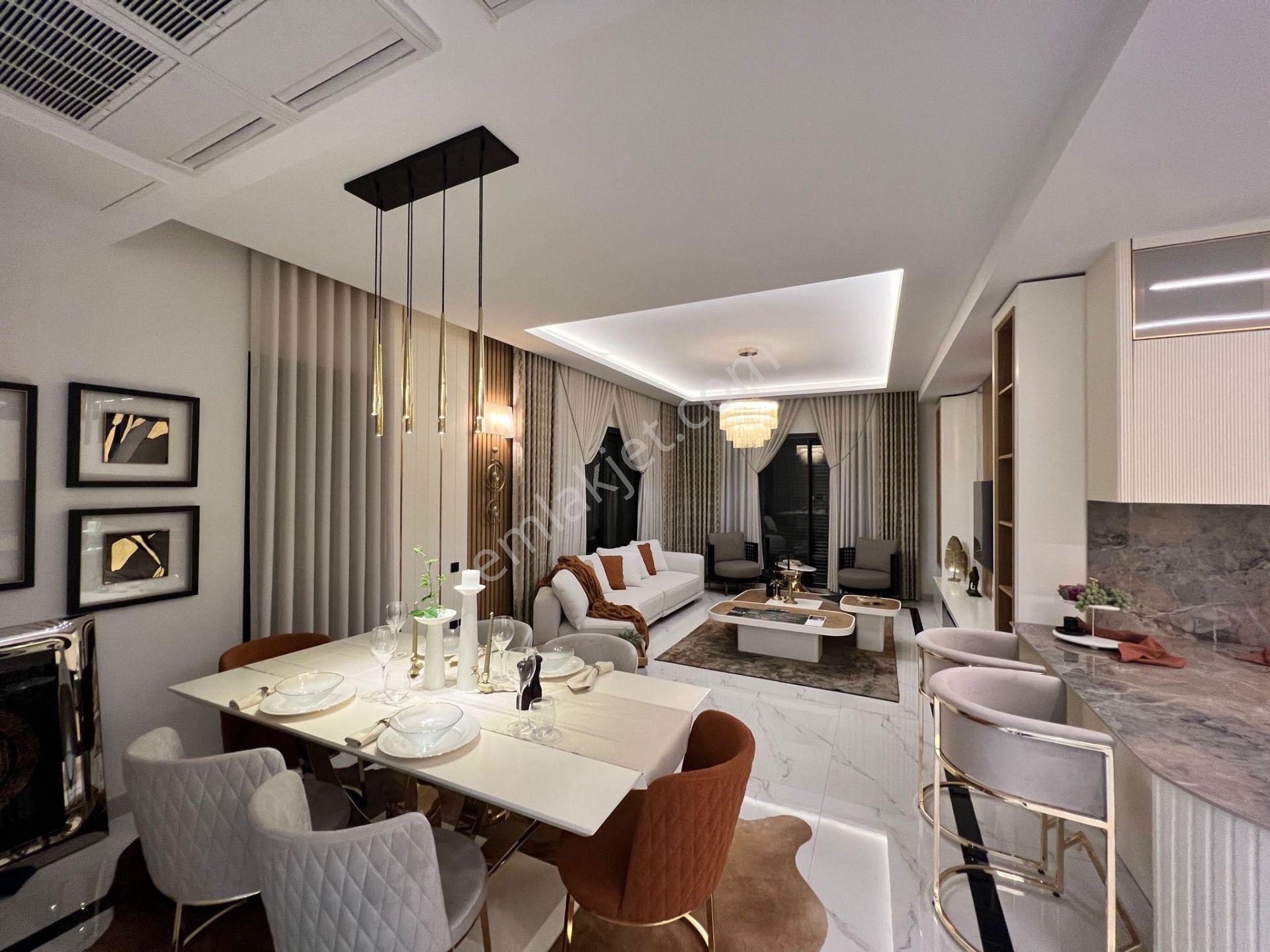 Kuşadası Soğucak'ta Deniz Manzaralı 4+1 Villa - Görsel 8