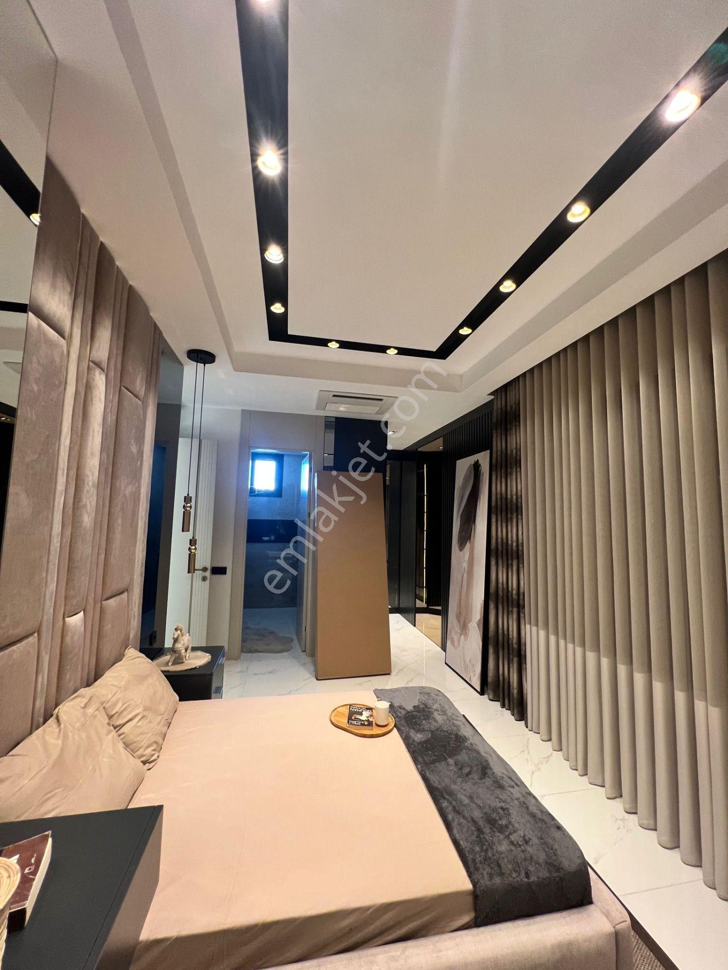 Kuşadası Soğucak'ta Deniz Manzaralı 4+1 Villa - Görsel 27