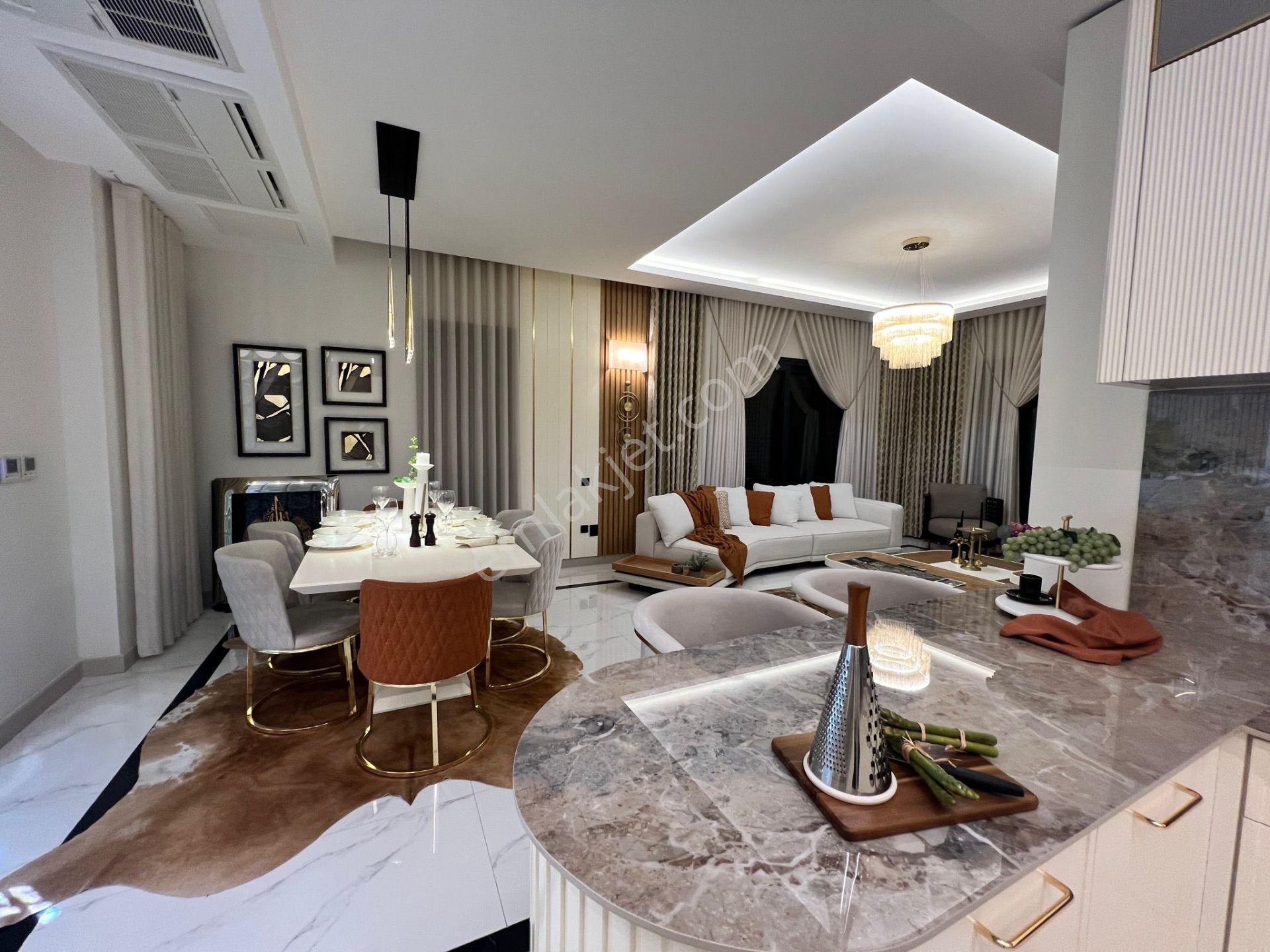 Kuşadası Soğucak'ta Deniz Manzaralı 4+1 Villa - Görsel 6