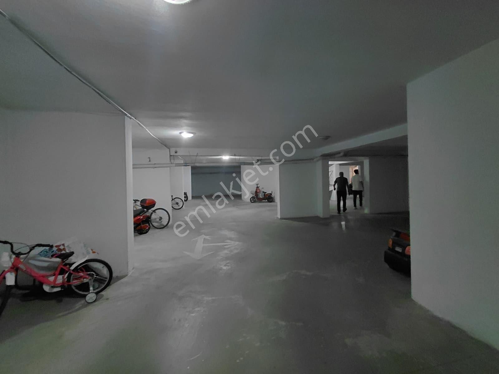 Çalışkanlar Group Gyo'dan Havuzlu Otoparklı 3+1 Dublex Daire - Görsel 27