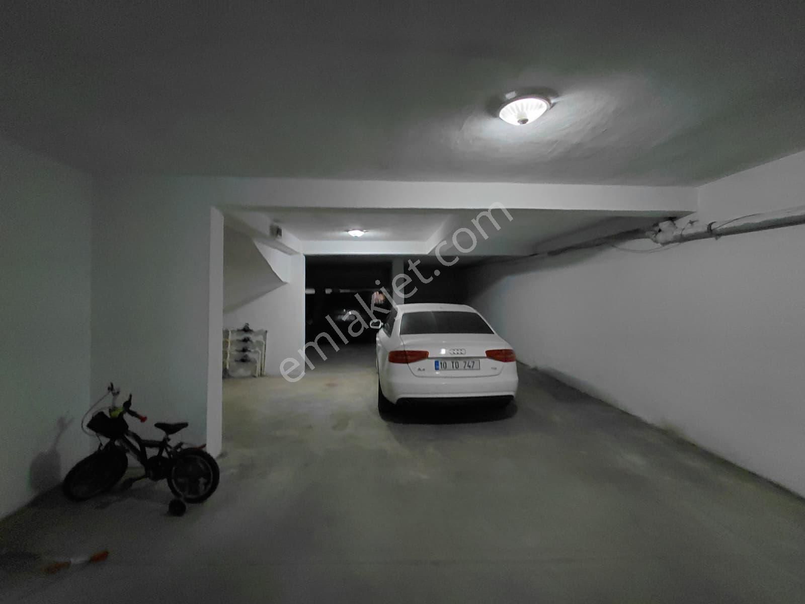 Çalışkanlar Group Gyo'dan Havuzlu Otoparklı 3+1 Dublex Daire - Görsel 26