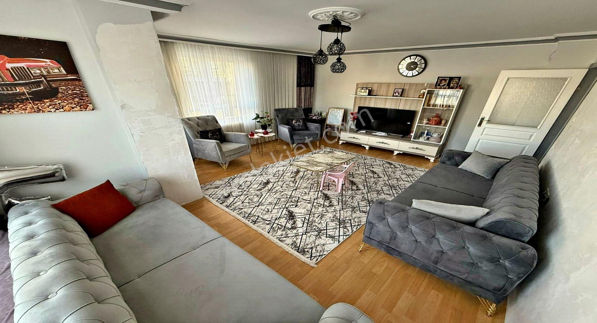 Yayla Ovacık Mevkii Tuğba Camii Yakını Ara Kat Ferah Genç Binada - Görsel 4