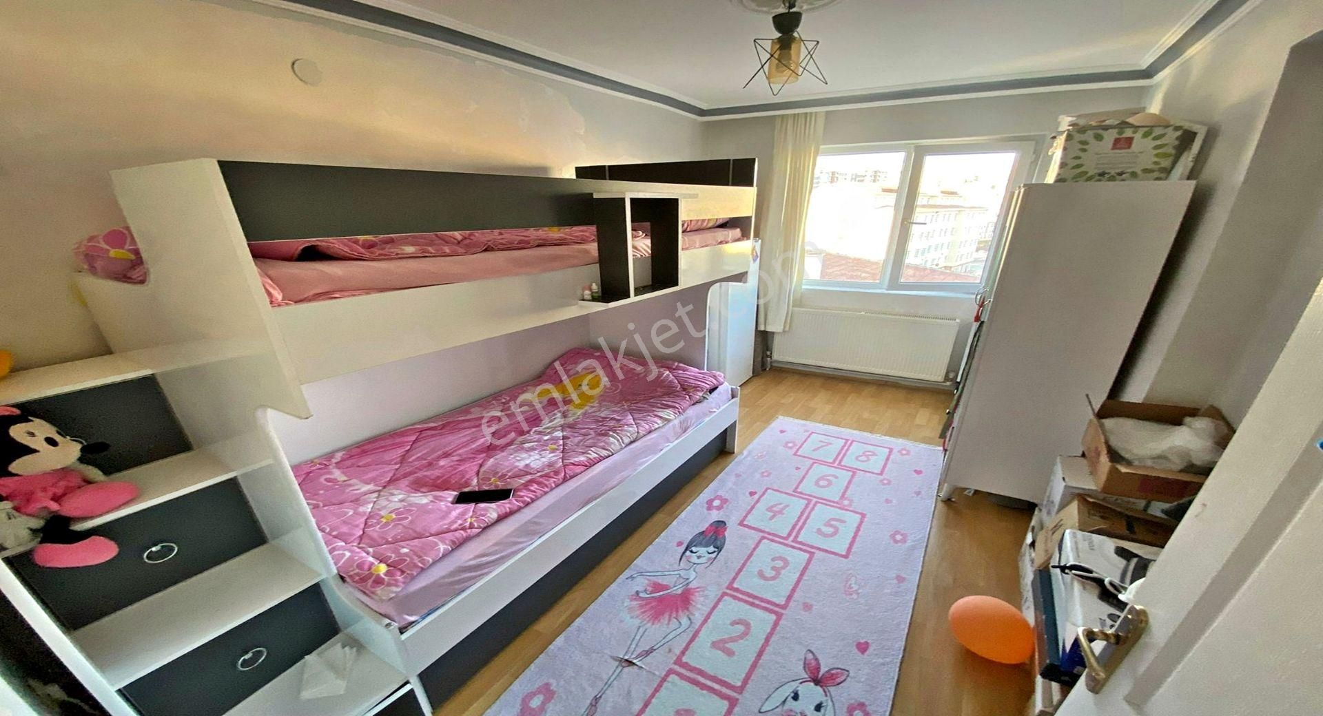 Yayla Ovacık Mevkii Tuğba Camii Yakını Ara Kat Ferah Genç Binada - Görsel 20