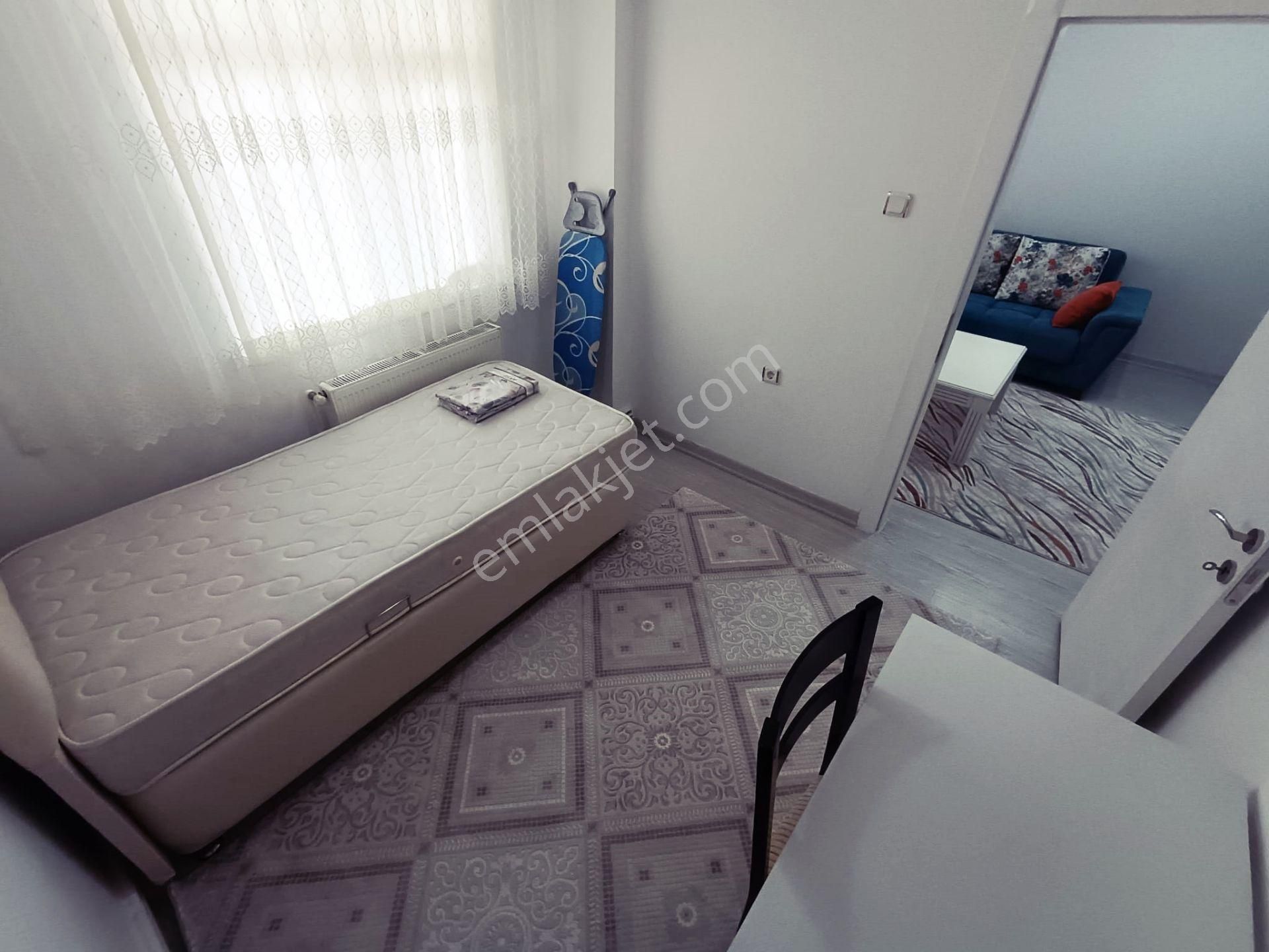 Relax'tan Ayvalı Merkez'de 15.500tl Kiracılı Eşyalarıyla Satılık - Görsel 8