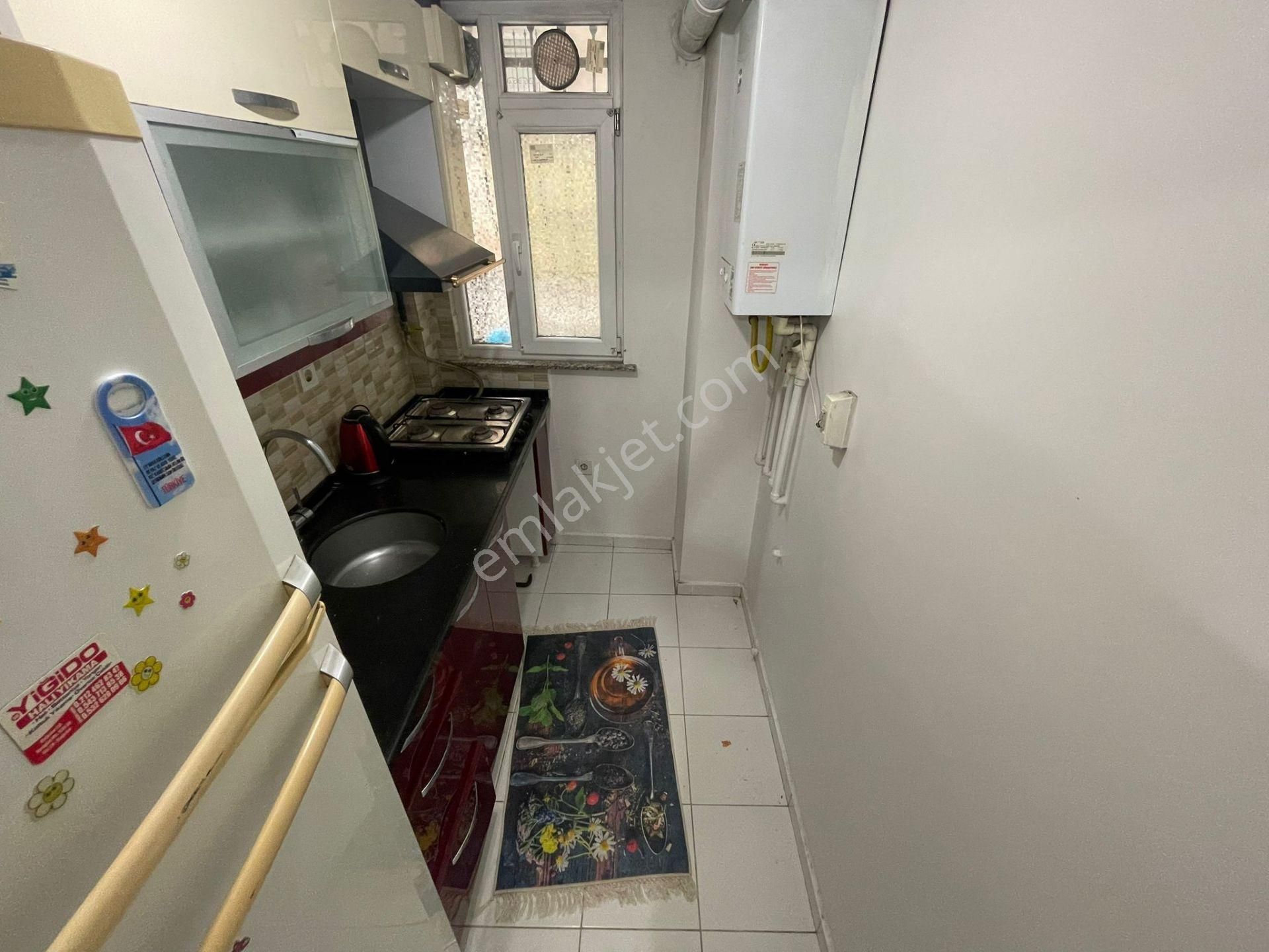 B.evler Siyavuşpaşa Caddesine Yakın 1+1 Giriş 2014 Yapımı Eşyalı - Görsel 18