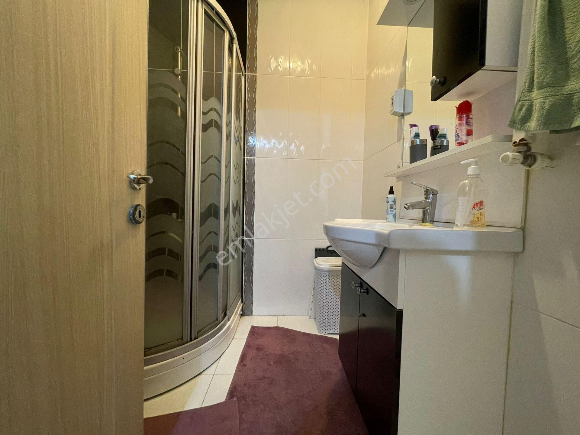 B.evler Siyavuşpaşa Caddesine Yakın 1+1 Giriş 2014 Yapımı Eşyalı - Görsel 9