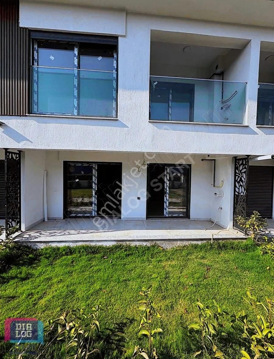 Bornova Yatay Mimari Konsept Site Havuz Cephe Bahçeli 1+1 Daire - Görsel 6