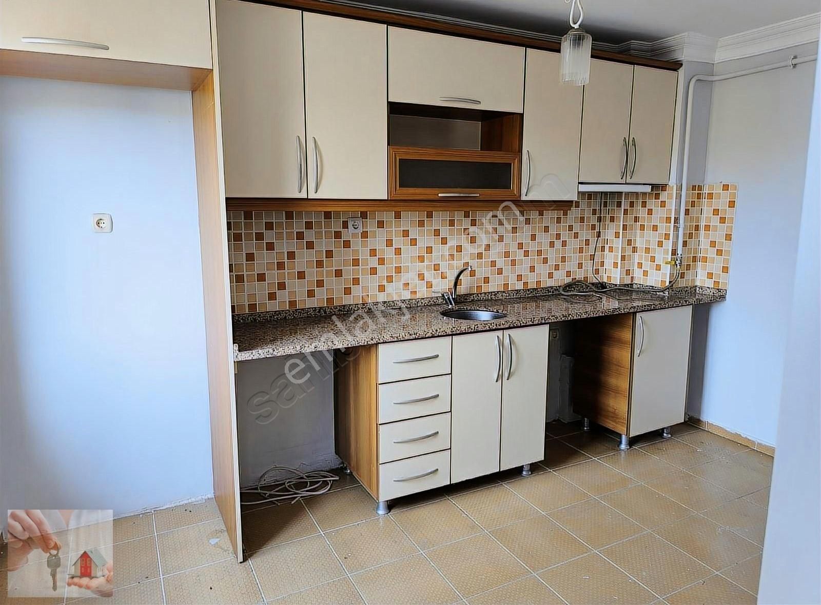 Gemlik,osmaniye Mah.ahmetsüren Meydanı Arakat 3+1 Kiralık - Görsel 26