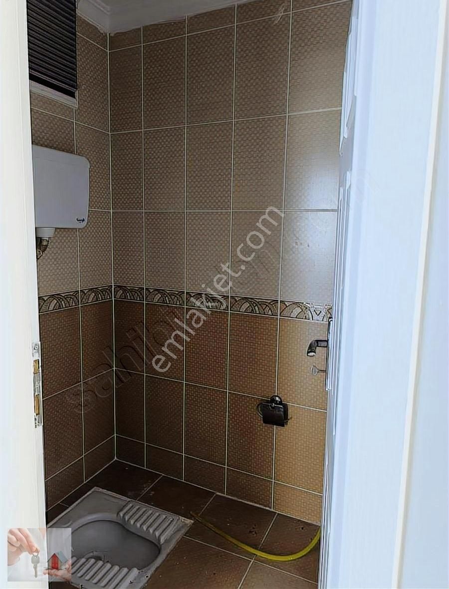 Gemlik,osmaniye Mah.ahmetsüren Meydanı Arakat 3+1 Kiralık - Görsel 16
