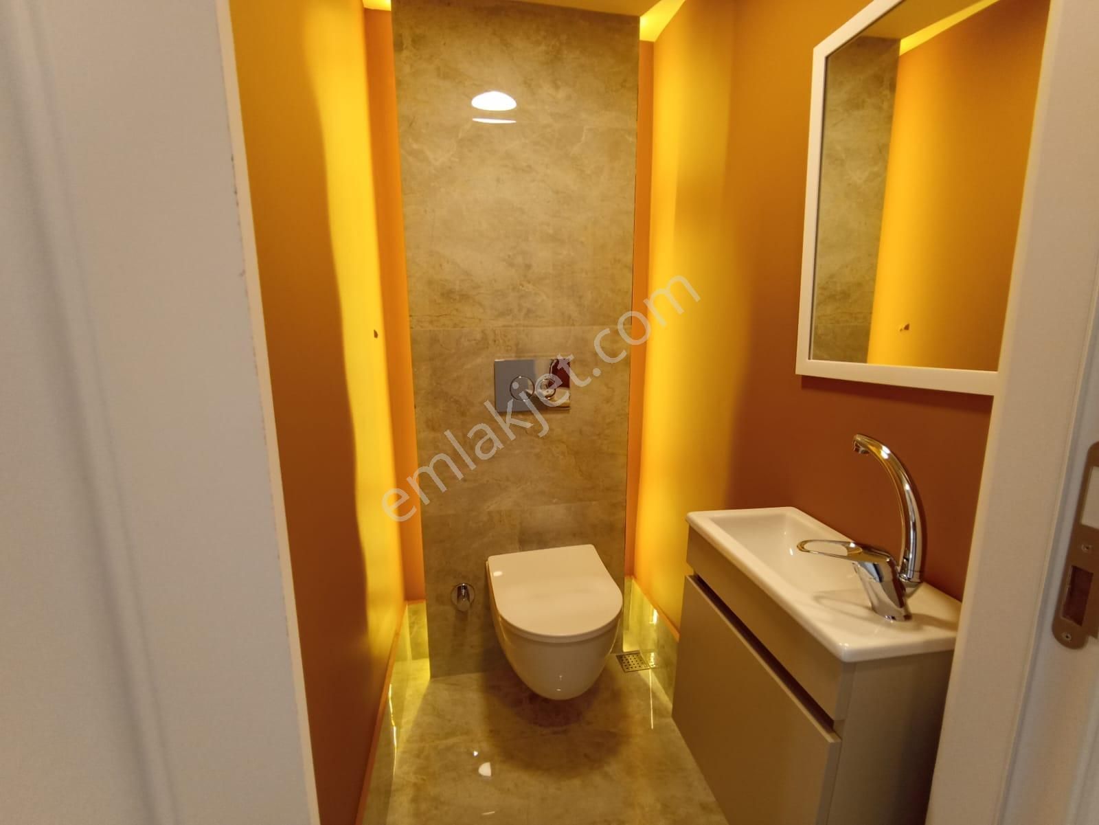 Karşıyaka Bostanlı Sahile Çok Yakın Tadilatlı 3+1 Daire N-22 - Görsel 25