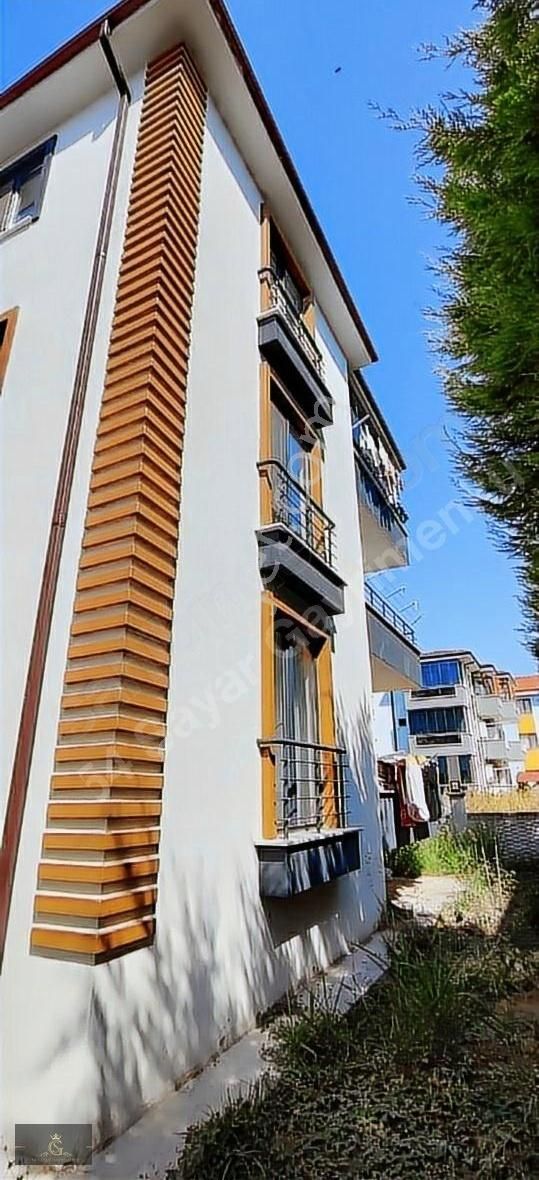 54 Sayar Gayrimenkul'den Arifiye'de 2+1 Daire - Görsel 2