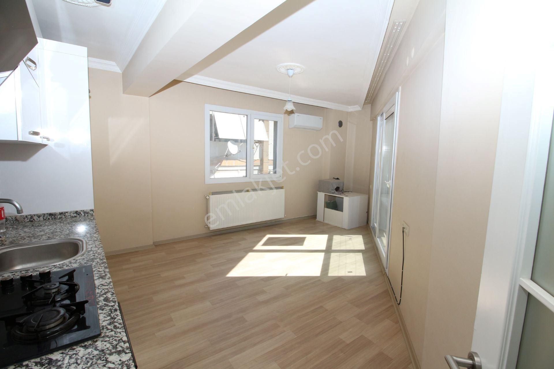 Filiz Cad.üzerin De Genç Bina Da Asansörlü Doğal Gazlı Klimalı