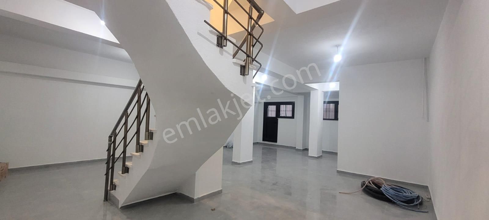 Uğur Mumcu N Caddesi'nde Eşsiz Satılık Depolu Dükkan! - Görsel 16