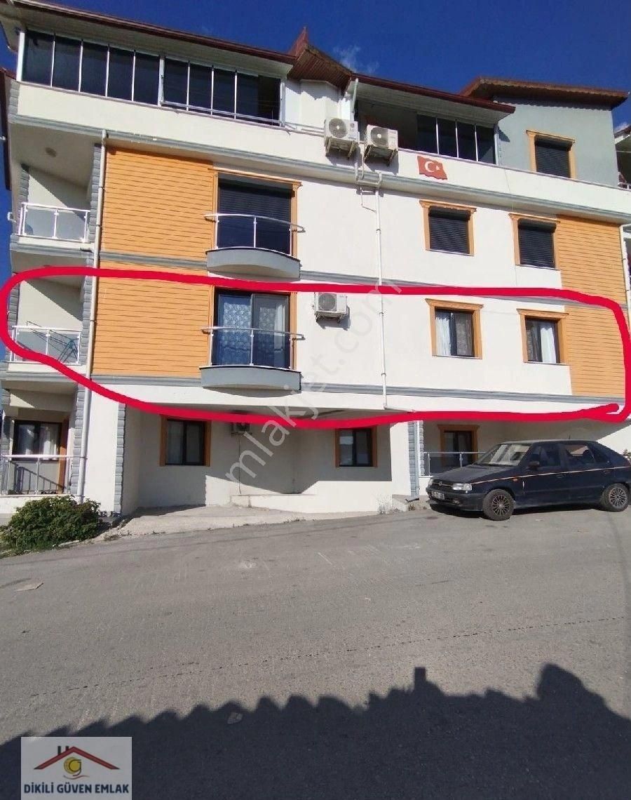 Dikili Güven Emlak'tan Satılık İsmetpaşa Mahallesinde 2+1 66 M2 Daire