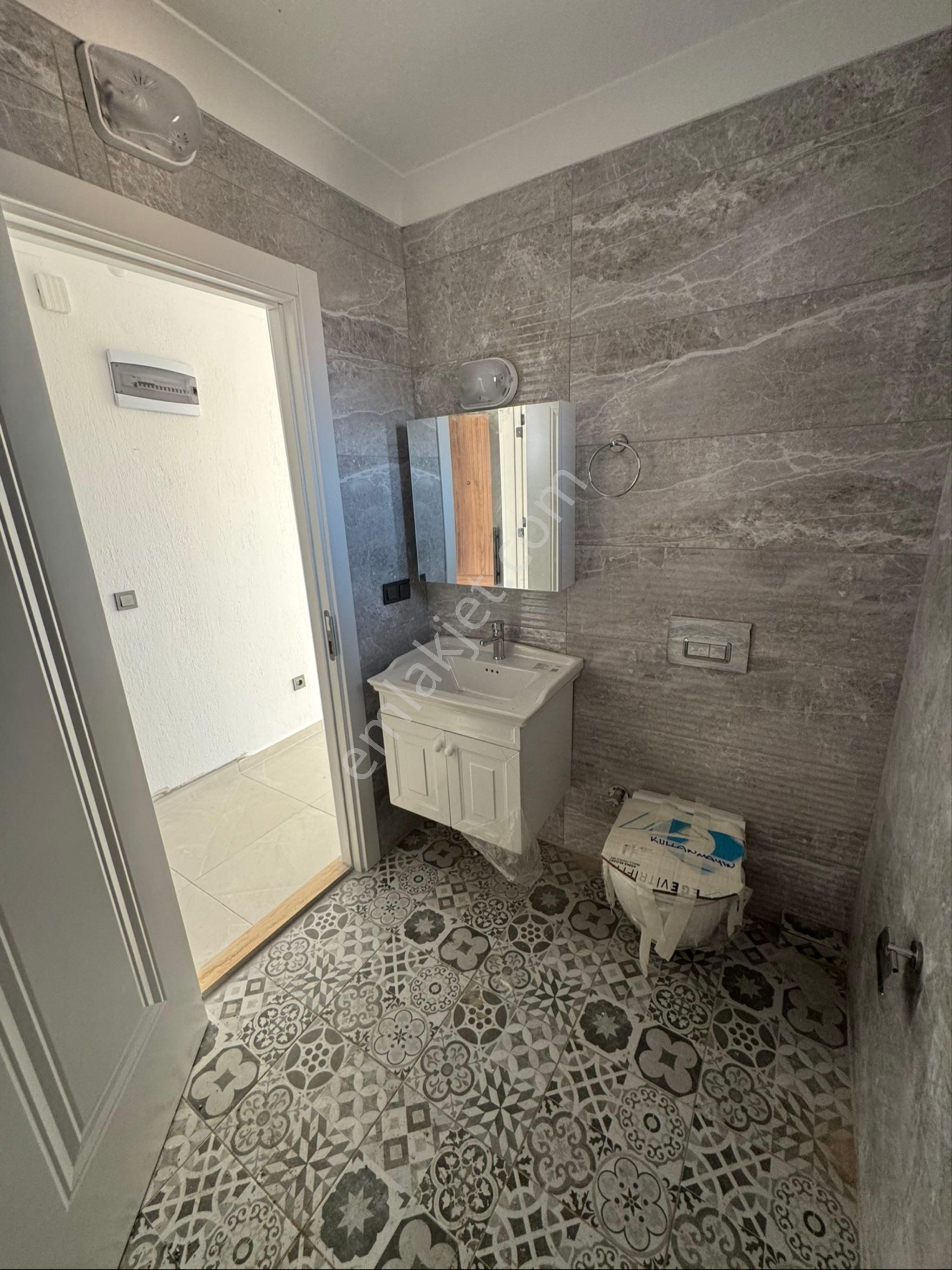 Öbek İnşaatan Satılık 1+1 Bahçeli - Görsel 17