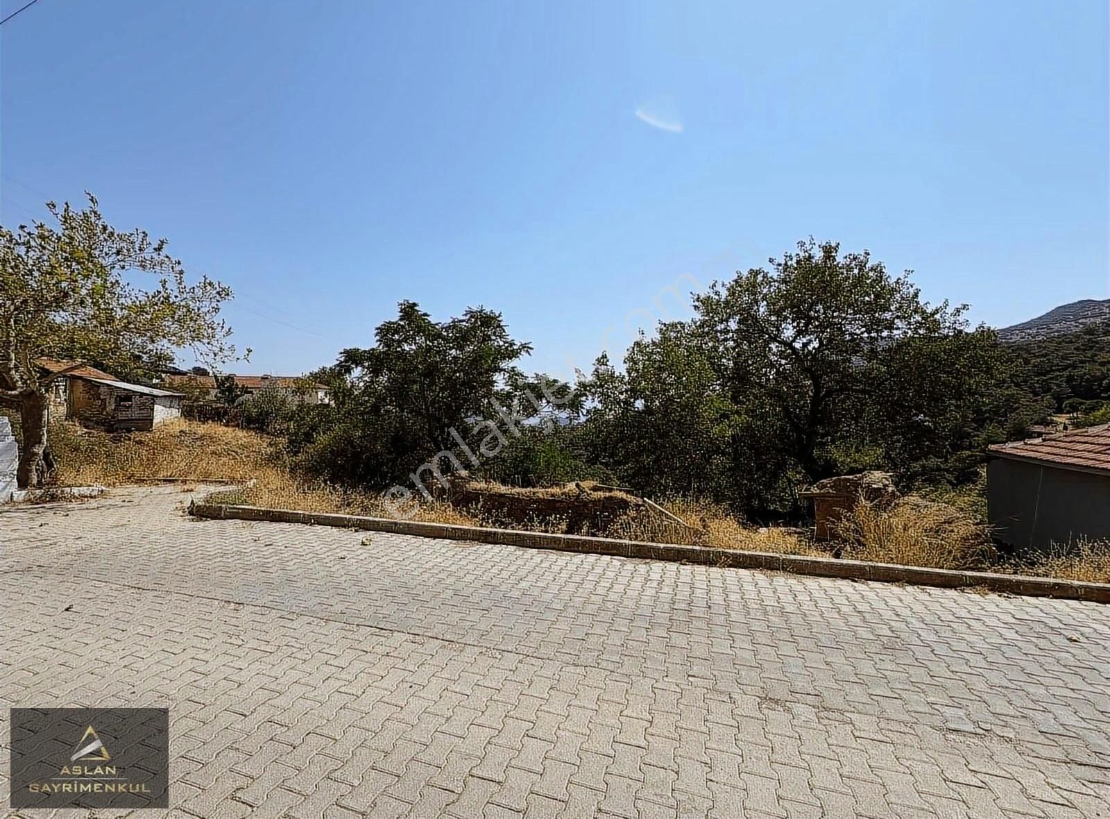 Aslandan Karşıyaka Yamanlar Köyünde İmarlı Arsa - Görsel 3