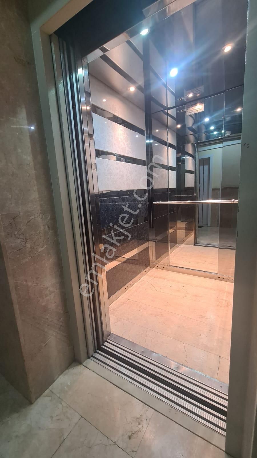 Karapürçek'te Diş Has. Yakınında Asansörlü Full Yapılı 3+1 Satılık Daire !! - Görsel 28