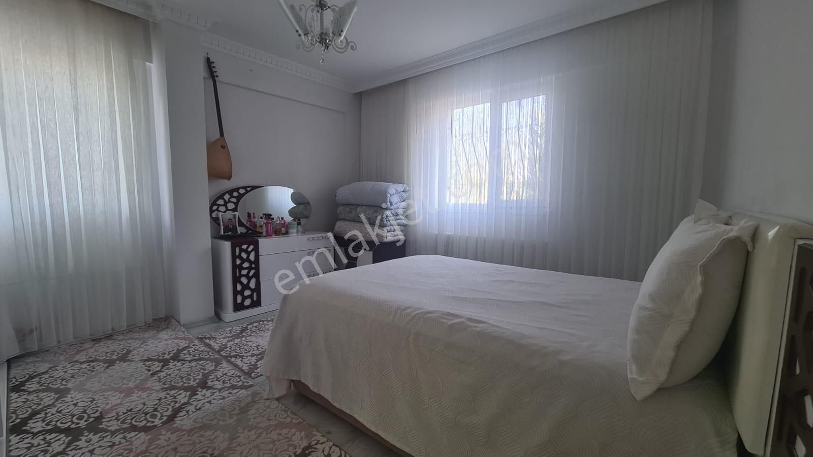 Karapürçek'te Diş Has. Yakınında Asansörlü Full Yapılı 3+1 Satılık Daire !! - Görsel 13