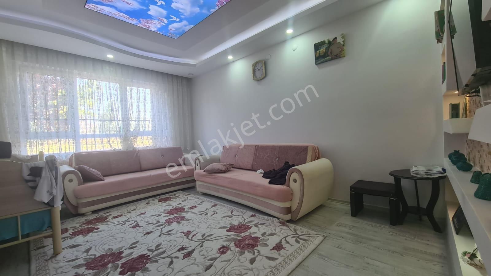 Karapürçek'te Diş Has. Yakınında Asansörlü Full Yapılı 3+1 Satılık Daire !! - Görsel 11