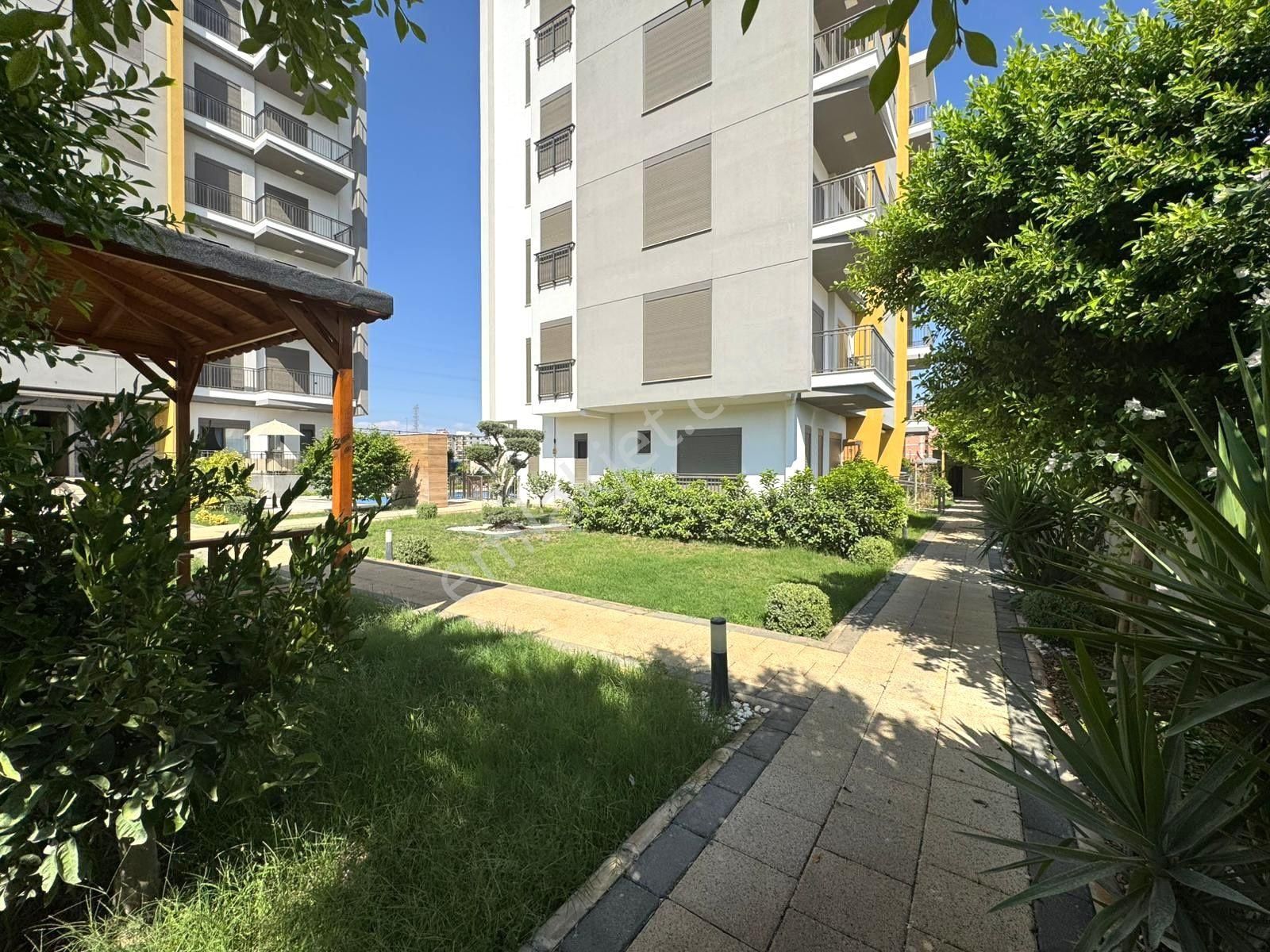 Fevziçakmakda Tramvay Yakını Otopark+havuzlu Ebeveyn Banyolu 3+1 Kat Seçenekli Daireler - Görsel 34