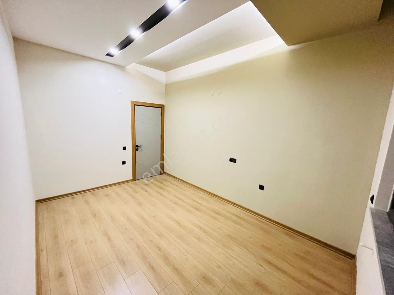 Fevziçakmakda Tramvay Yakını Otopark+havuzlu Ebeveyn Banyolu 3+1 Kat Seçenekli Daireler - Görsel 25