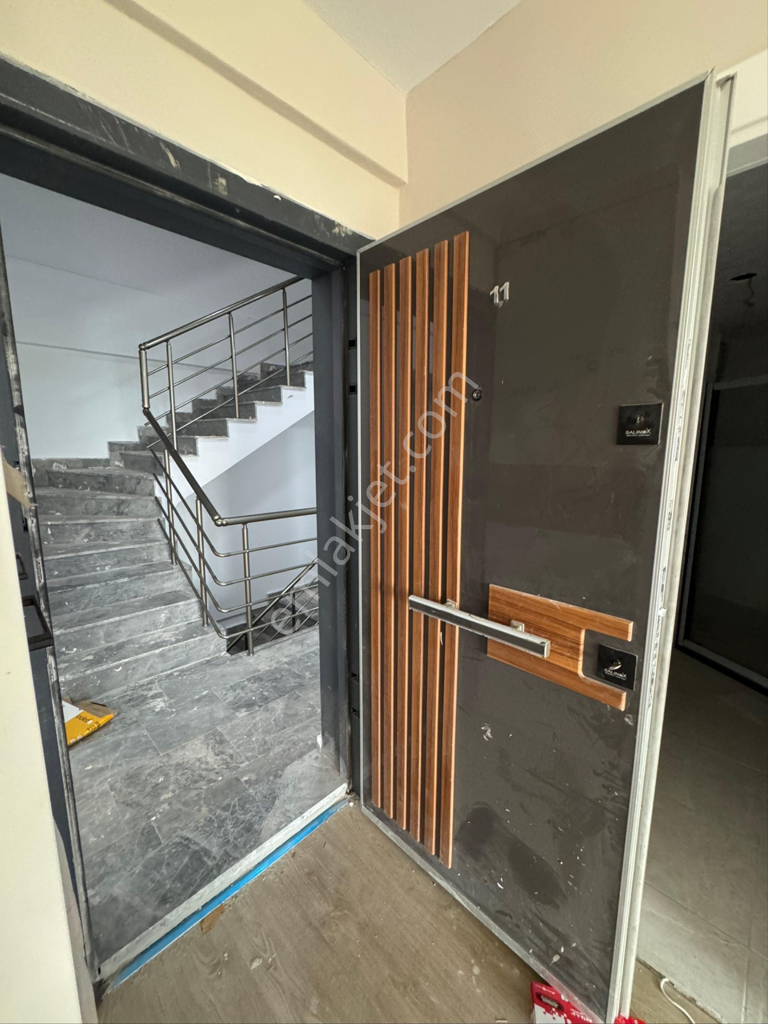 Finike Sahilde Ful Deniz Manzaralı Geniş Teraslı 1+1 Satılık Daire - Görsel 11