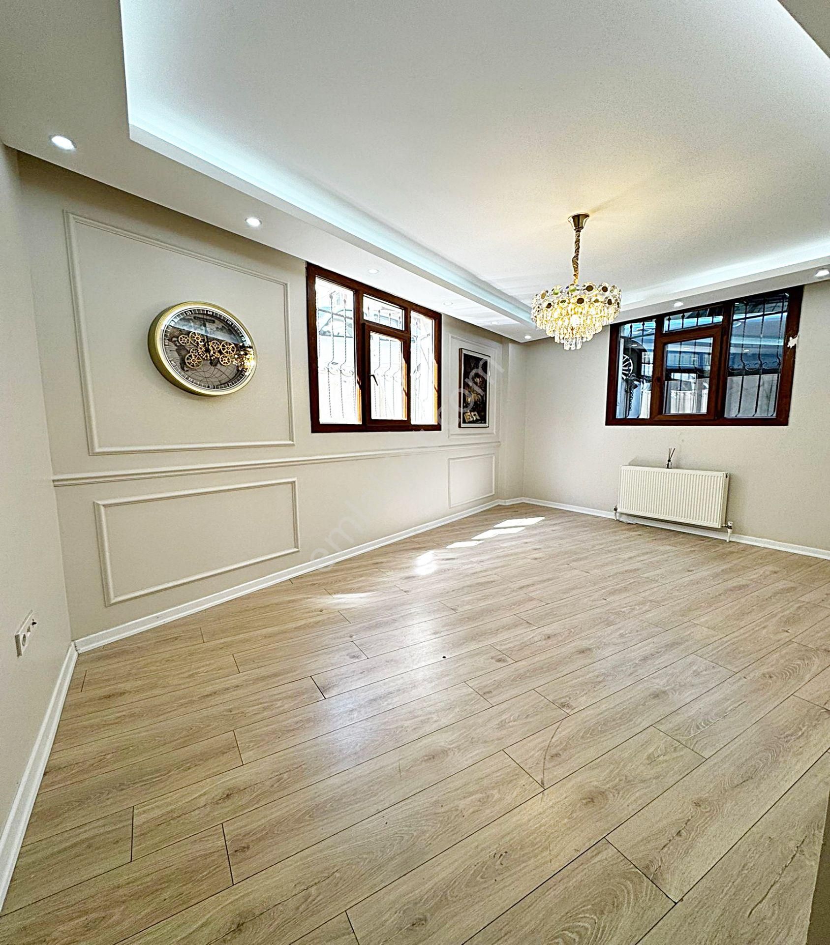 Metrobüsün Dibinde Lüks Yapılı İskanlı 2+1 Temiz Satılık Daire - Görsel 18