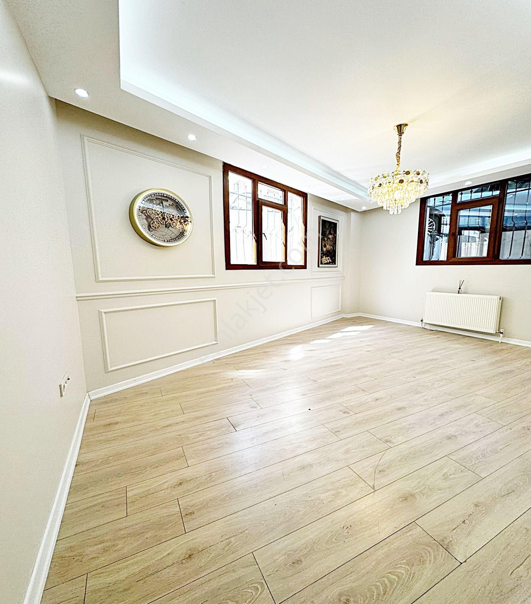 Metrobüsün Dibinde Lüks Yapılı İskanlı 2+1 Temiz Satılık Daire - Görsel 22