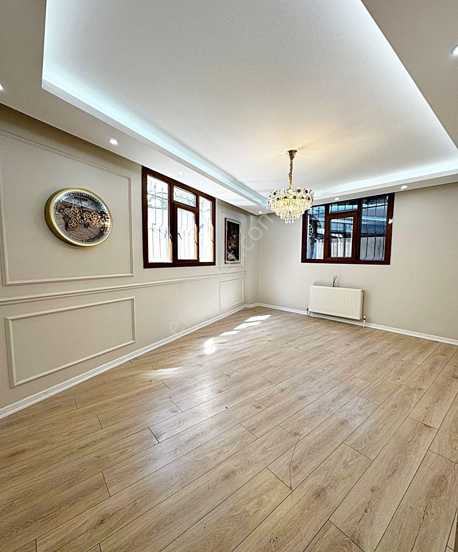 Metrobüsün Dibinde Lüks Yapılı İskanlı 2+1 Temiz Satılık Daire - Görsel 17