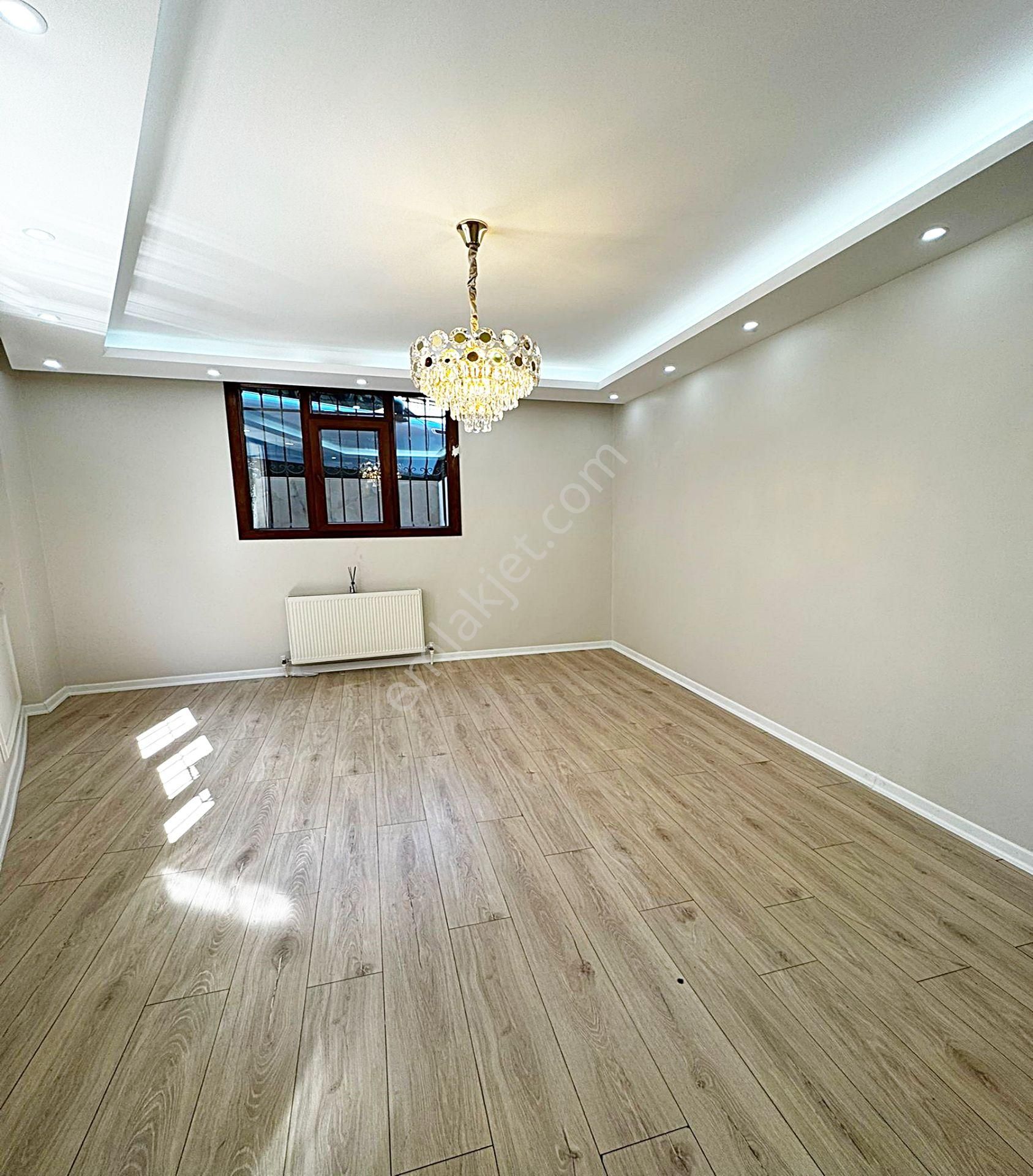 Metrobüsün Dibinde Lüks Yapılı İskanlı 2+1 Temiz Satılık Daire - Görsel 2