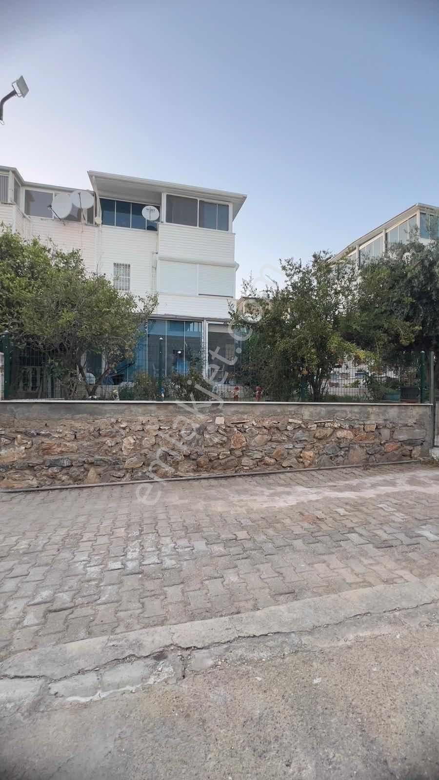 Akbük Kumkent Sitesi'nde Eşsiz Konumda 150m2 Villa - Görsel 24