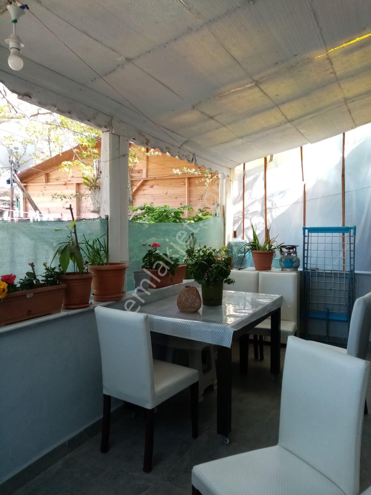 182m2 Arsa İçinde Tek Katlı Müstakil Tadında Bina - Görsel 8