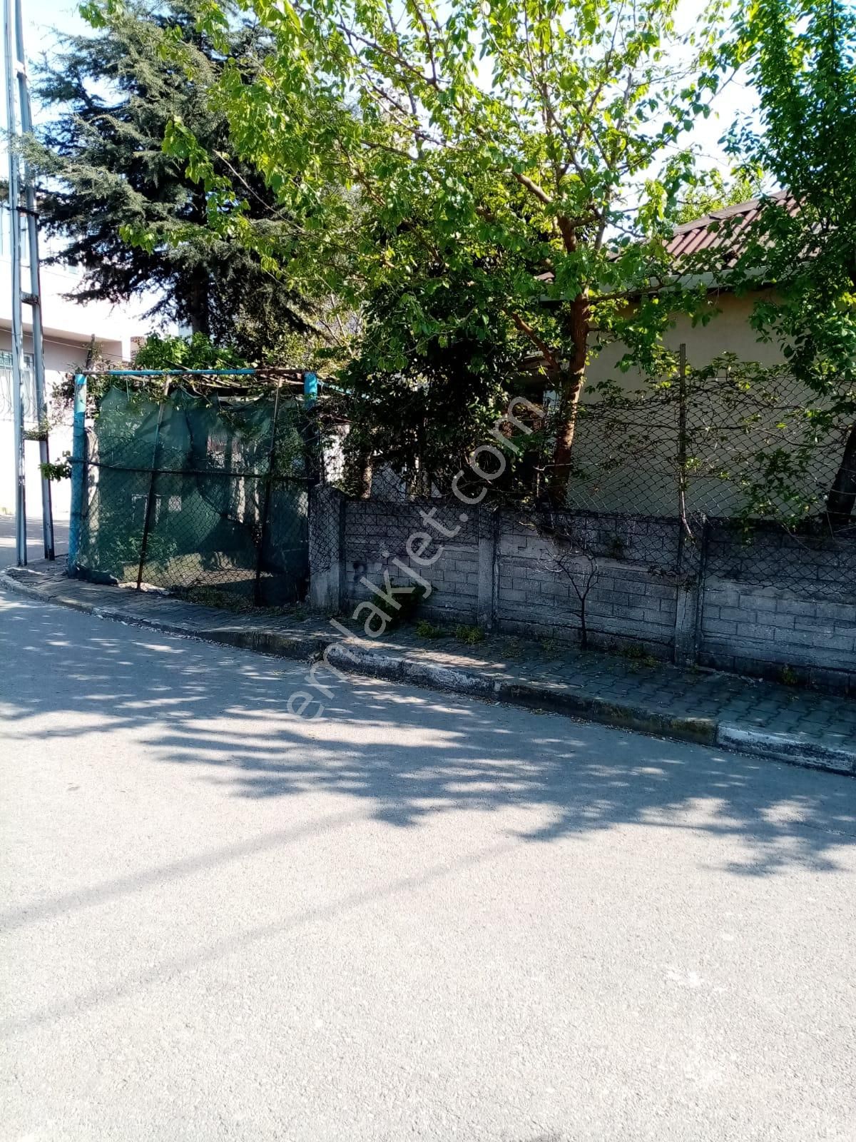 182m2 Arsa İçinde Tek Katlı Müstakil Tadında Bina - Görsel 11