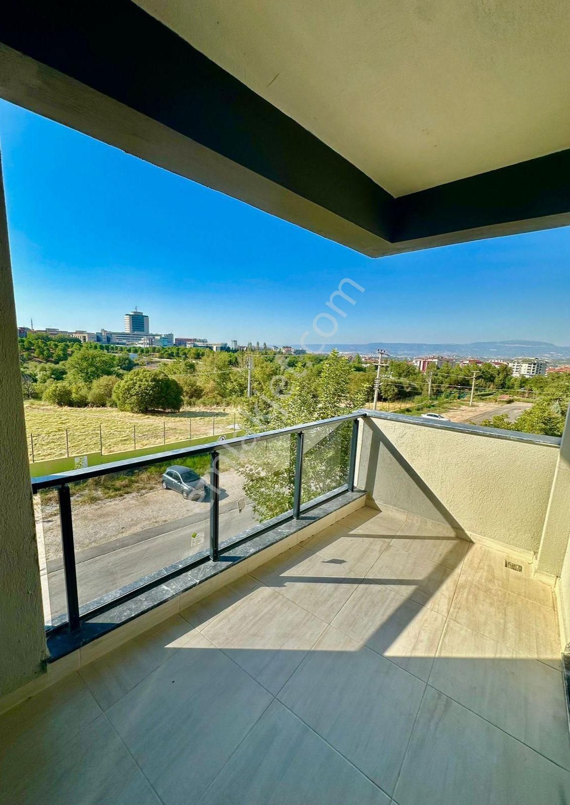 Zeytinköy Sıfır 1+1 & 2+1 Geniş Balkonlu Eşyalı Lüks Apartlar - Görsel 15