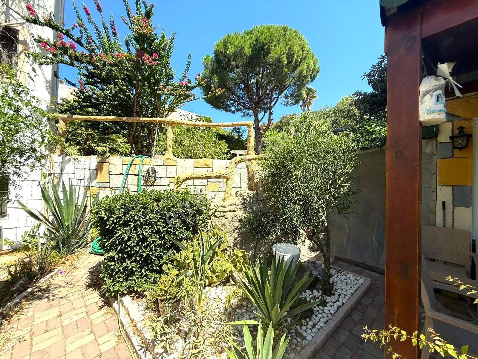 Eskiçeşme'nin Kalbinde Bahçeli 3+1 Dubleksi - Görsel 17