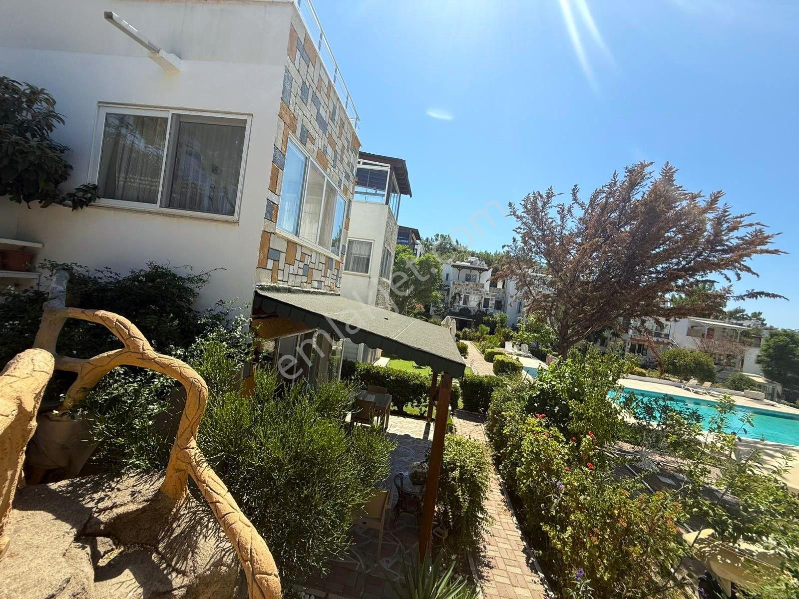 Eskiçeşme'nin Kalbinde Bahçeli 3+1 Dubleksi - Görsel 18