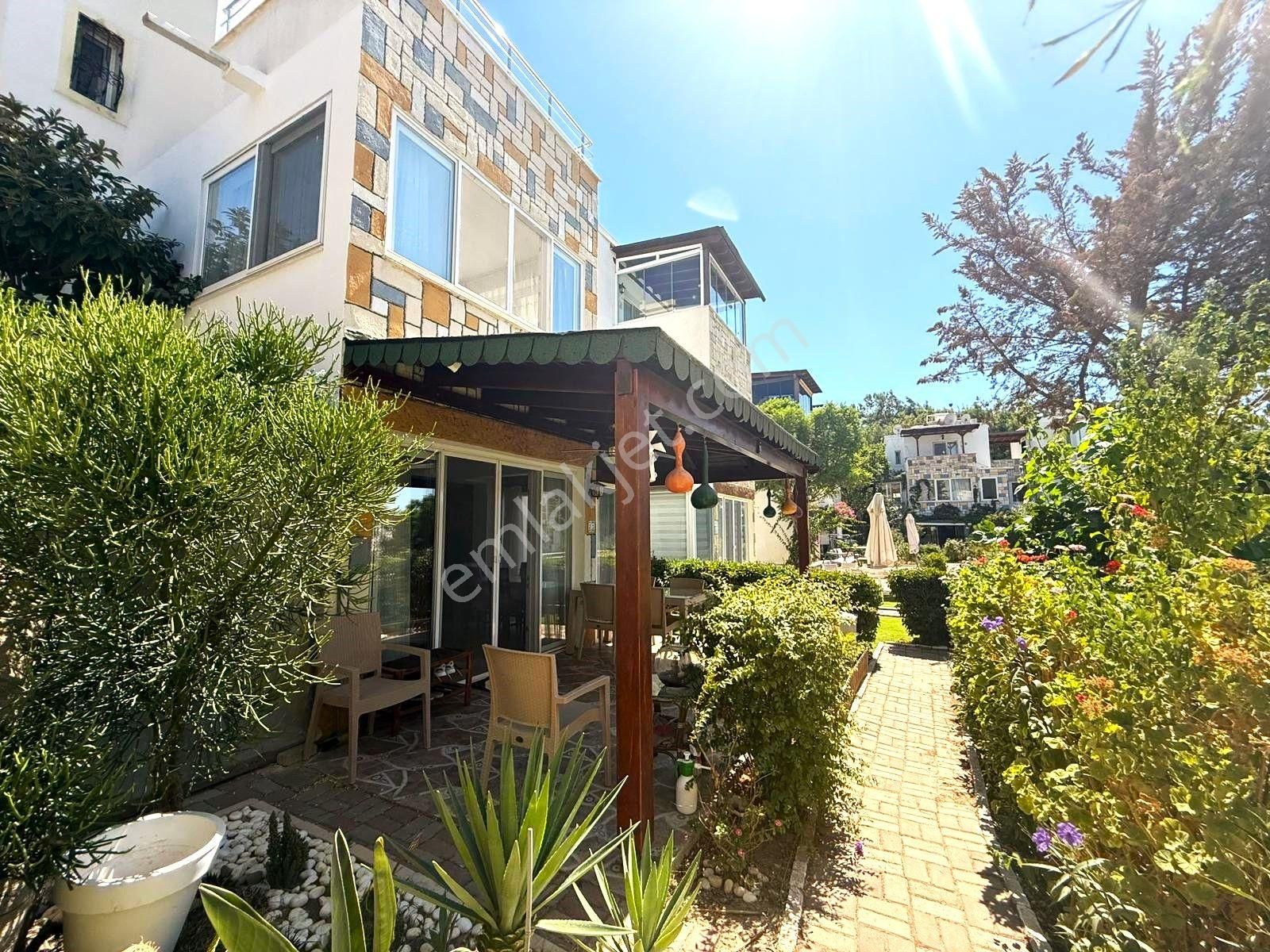 Eskiçeşme'nin Kalbinde Bahçeli 3+1 Dubleksi