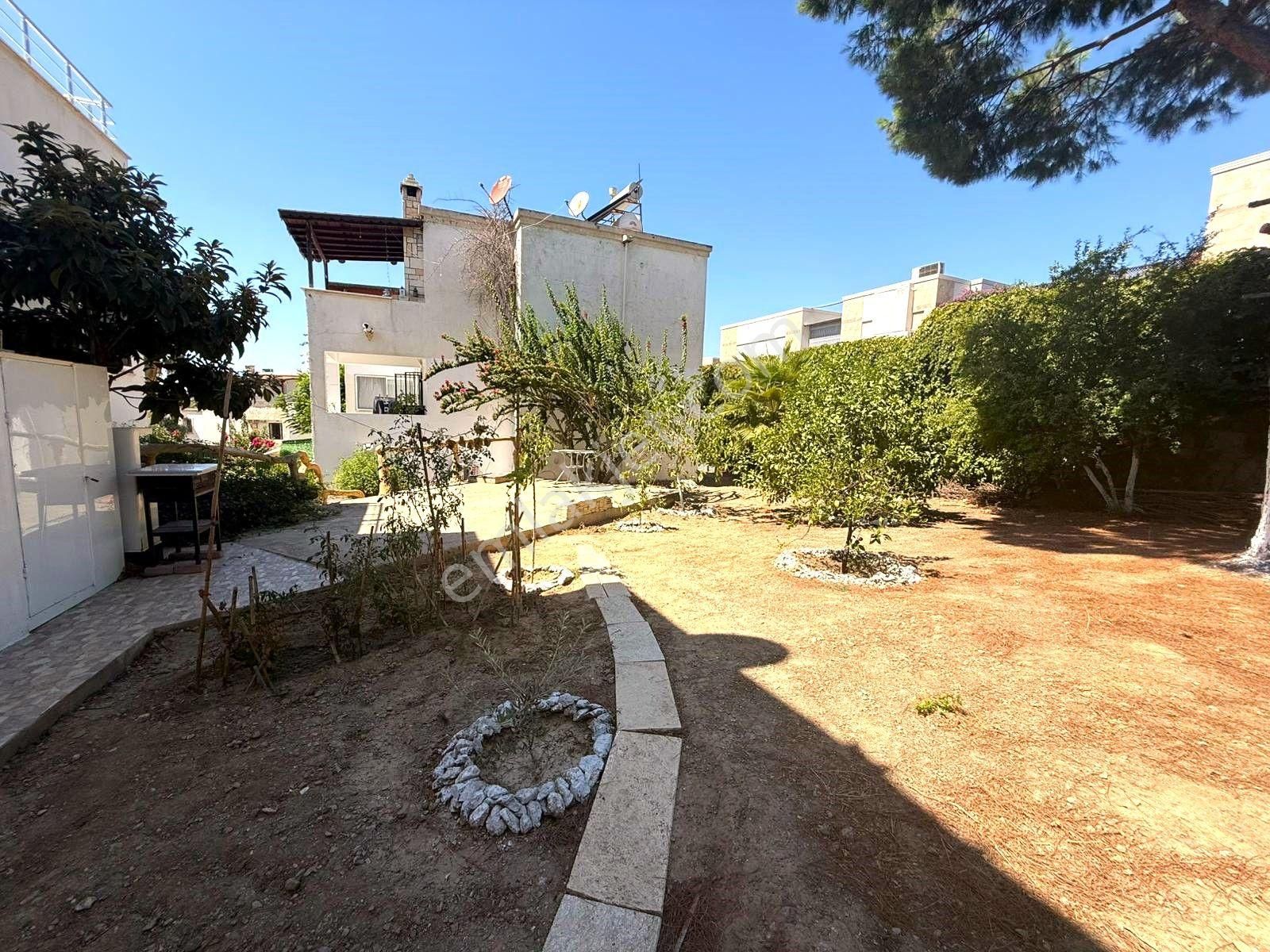 Eskiçeşme'nin Kalbinde Bahçeli 3+1 Dubleksi - Görsel 19