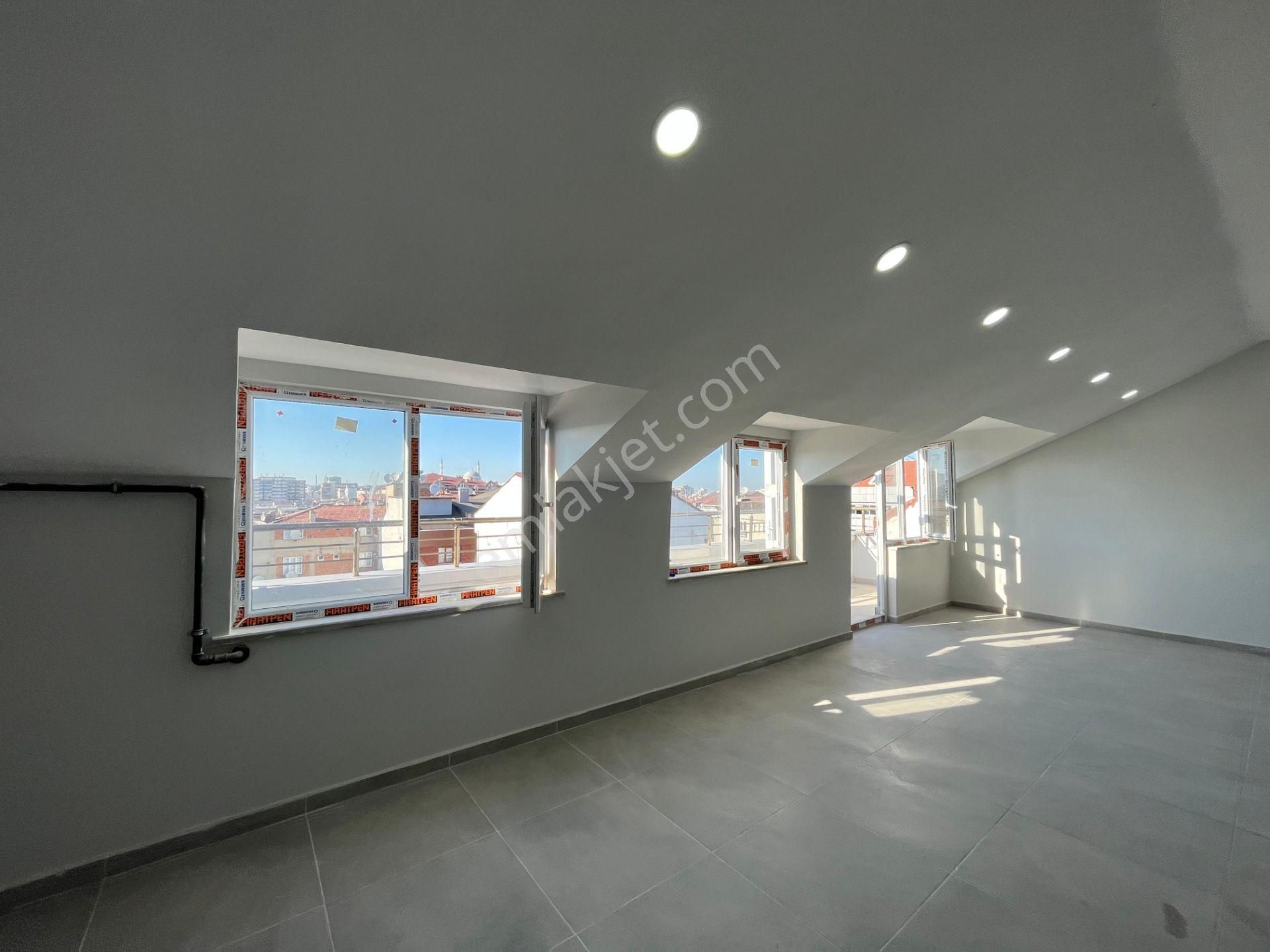 Sultangazi Yenimahalle Tramvay Caddesi'nde Prestijli Binada Satılık Dubleks Ofis! - Görsel 26