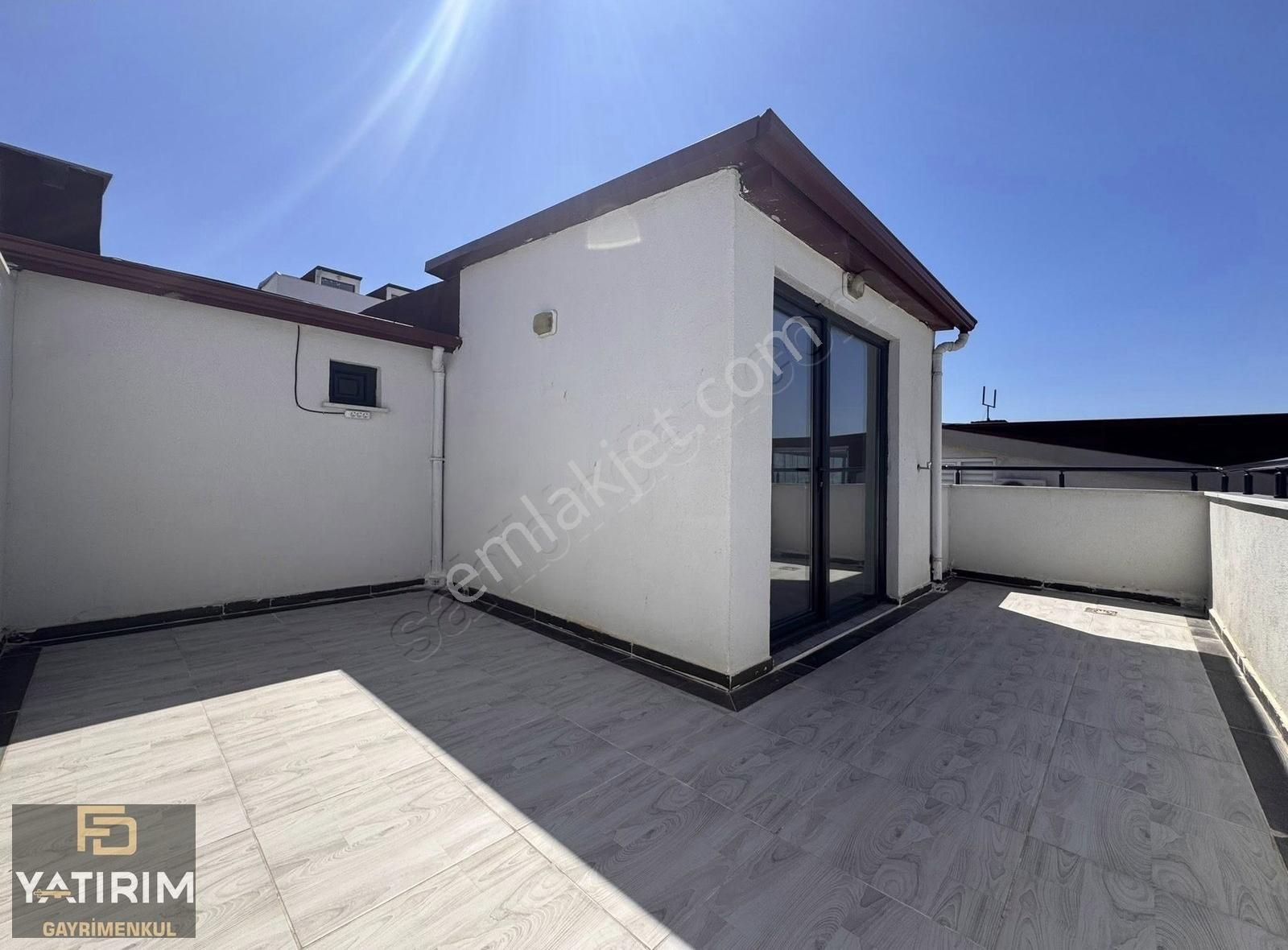 Darıca İstasyon Cad Çınar Mevki 4+1 200 M² Lüx Çat Dubleksi - Görsel 12