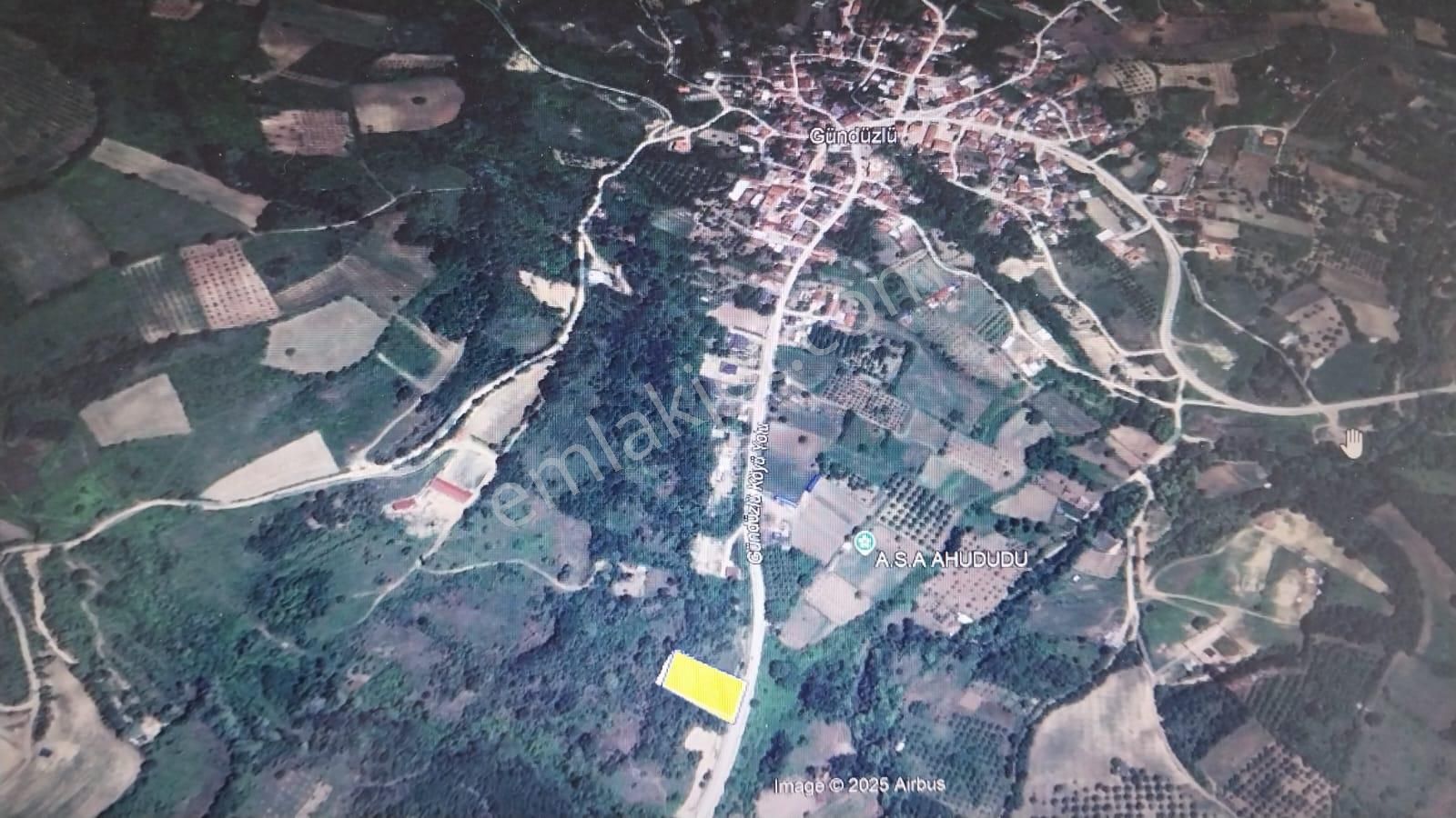 Src Emlaktan Bursa İnegöl Gündüzlü Mah. Yola Cephe Yatırımlık Tarla